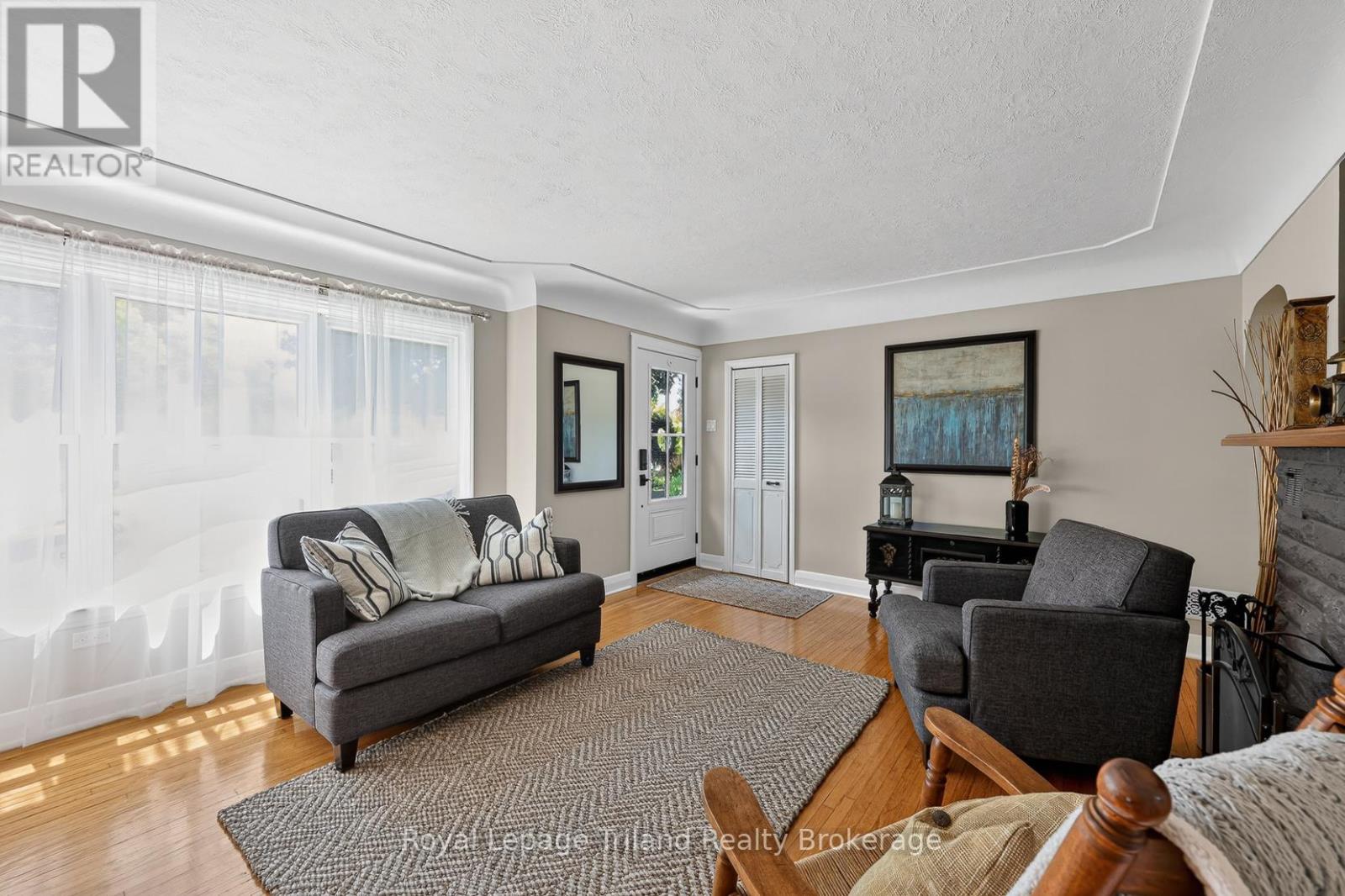 236 Delatre Street W, Zorra (Thamesford), Ontario  N0M 2M0 - Photo 7 - X13234990