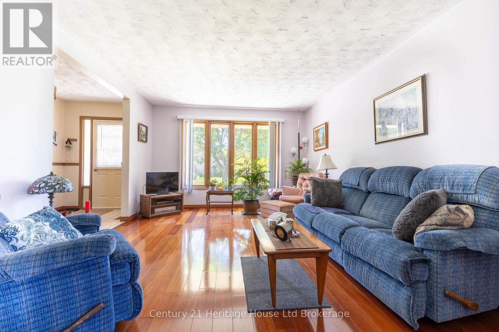12 Spartan Drive, Brantford, Ontario  N3R 6C7 - Photo 4 - X13235924
