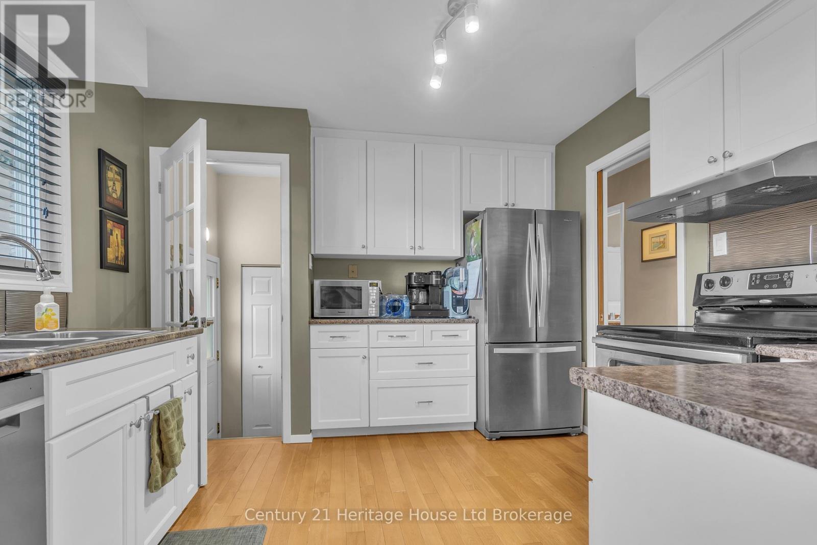 1000 Sunset Boulevard, Woodstock (Woodstock - South), Ontario  N4S 8C4 - Photo 10 - X13236432