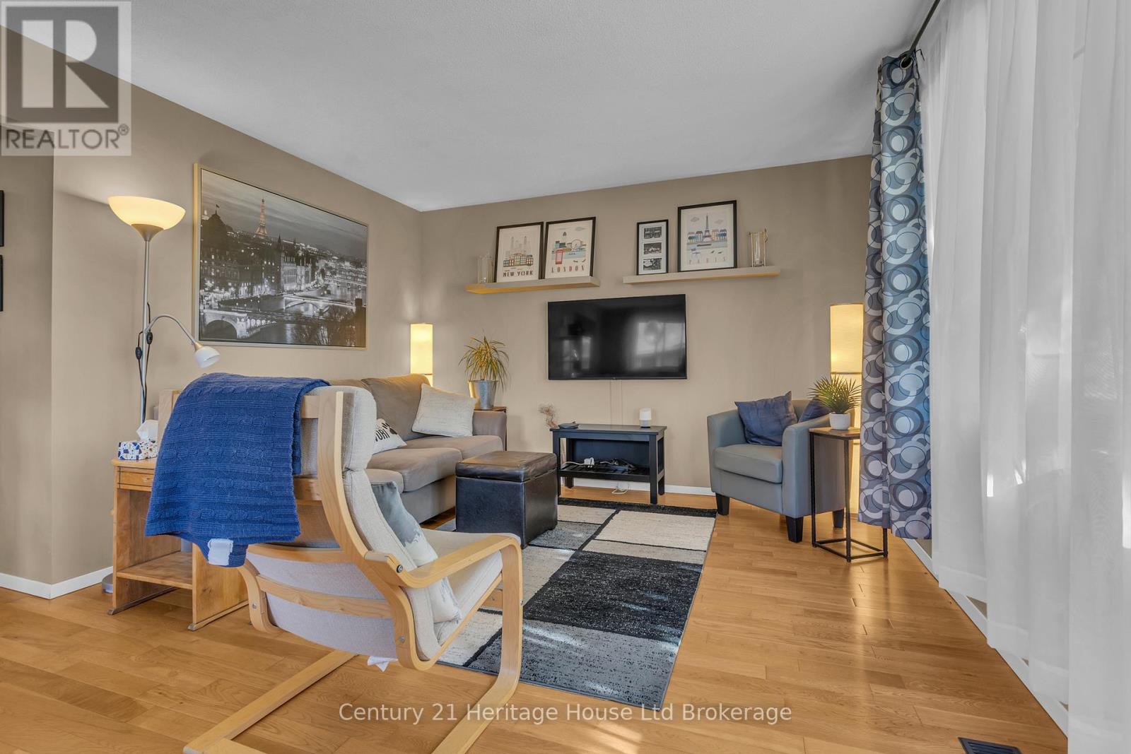 1000 Sunset Boulevard, Woodstock (Woodstock - South), Ontario  N4S 8C4 - Photo 4 - X13236432