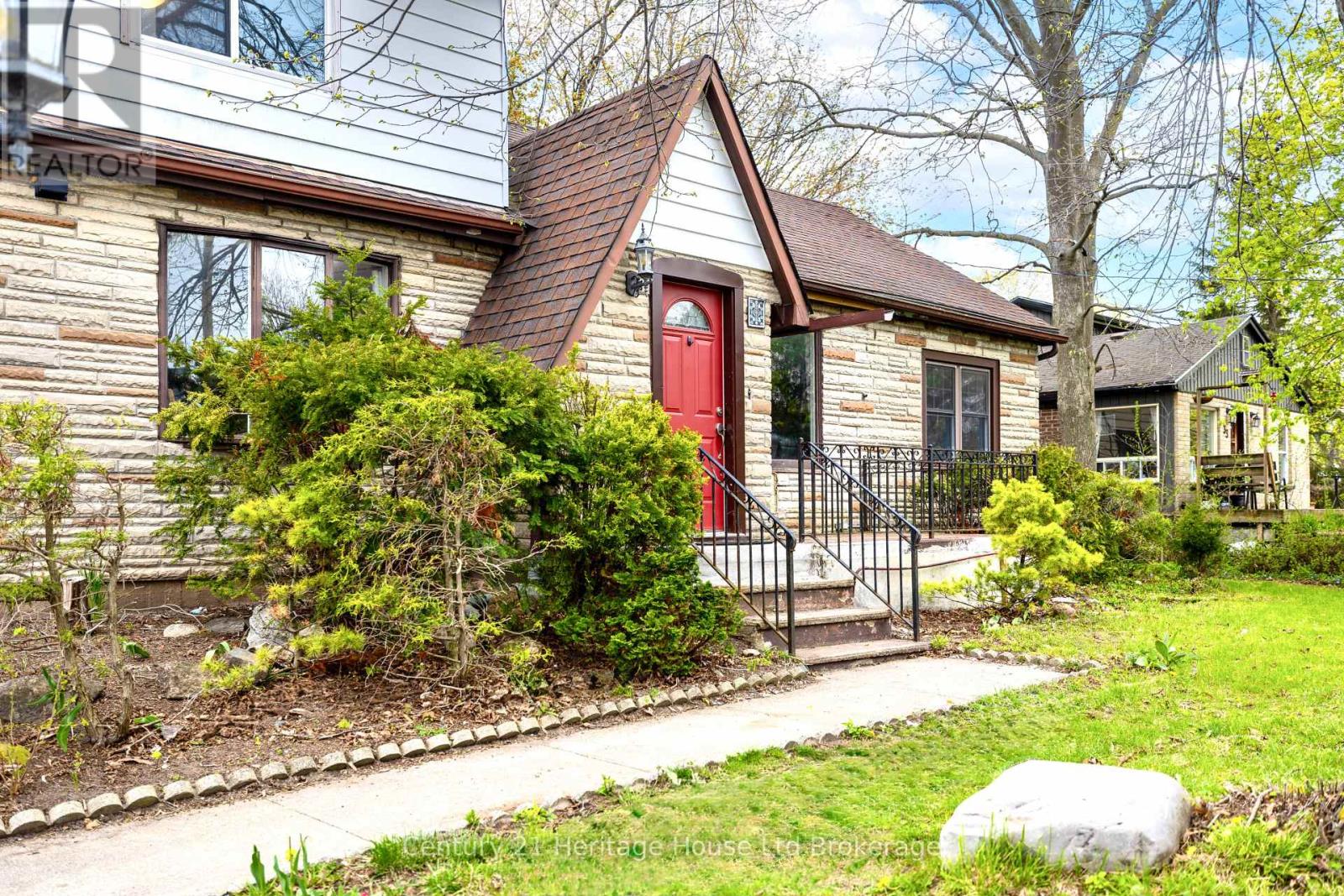 31 Wethered Street, London East (East C), Ontario  N5Y 1G8 - Photo 3 - X13238092