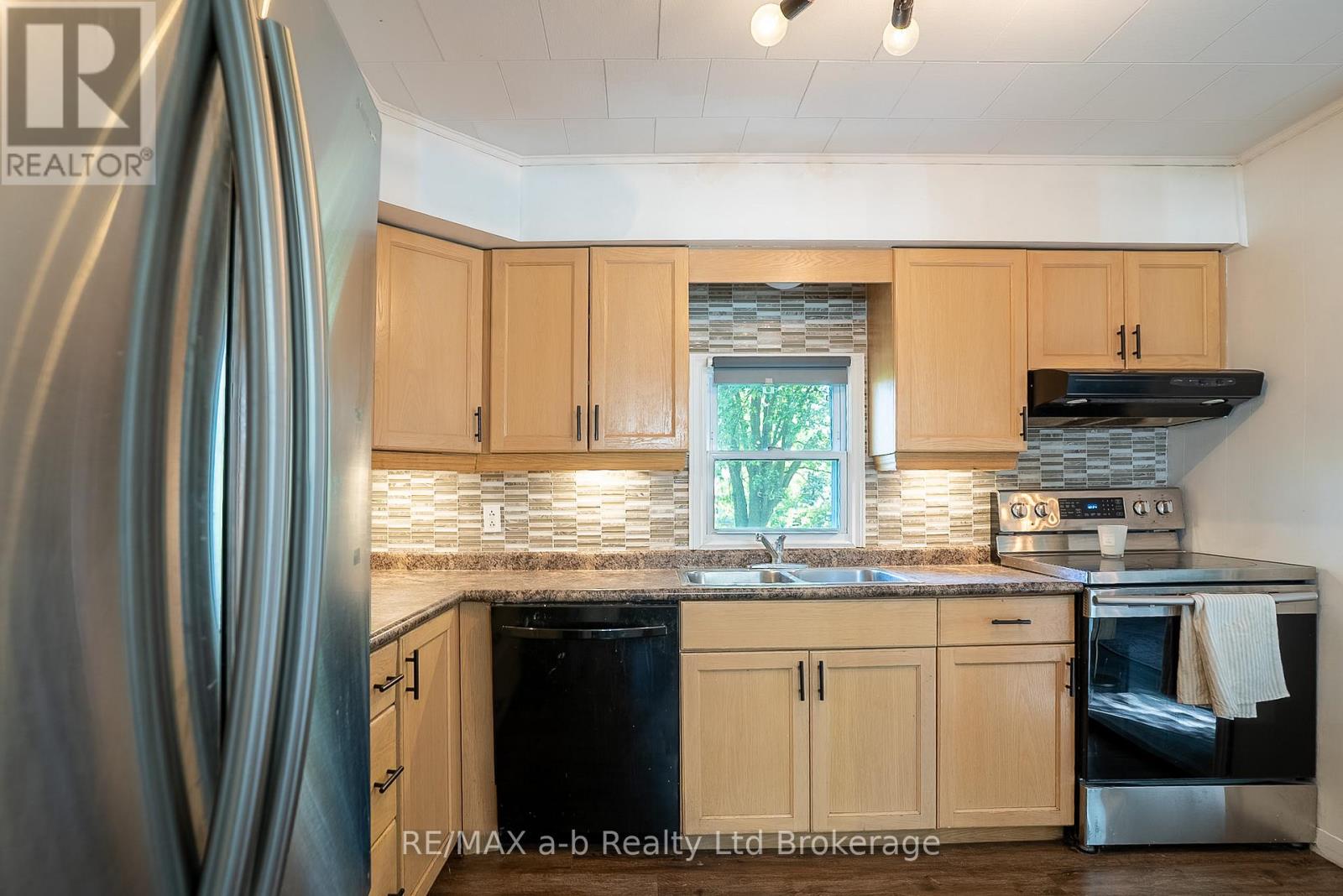 80 Stover Street N, Norwich (Norwich Town), Ontario  N0J 1P0 - Photo 6 - X13238766