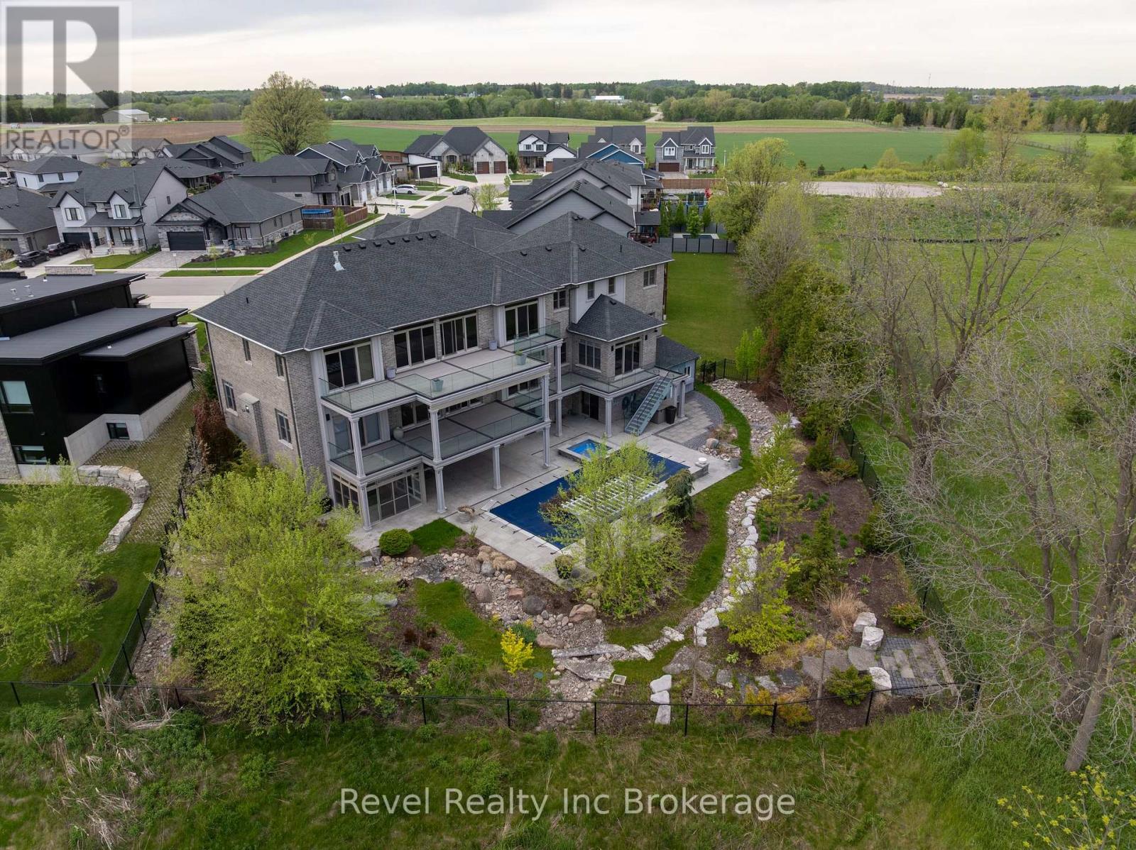 241 Tamarack Boulevard, Woodstock (Woodstock - North), Ontario  N4S 0E4 - Photo 46 - X13240222