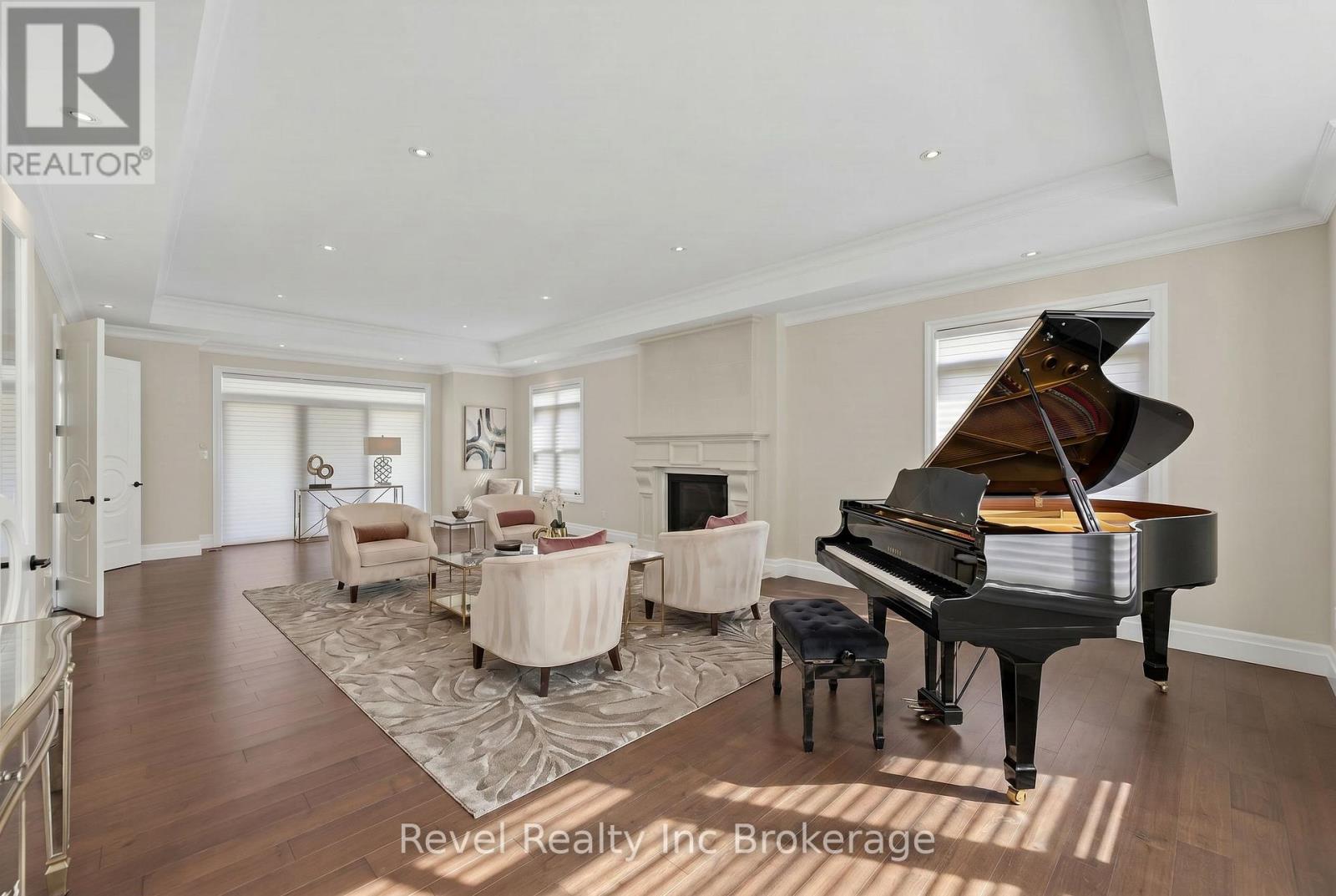 241 Tamarack Boulevard, Woodstock (Woodstock - North), Ontario  N4S 0E4 - Photo 8 - X13240222