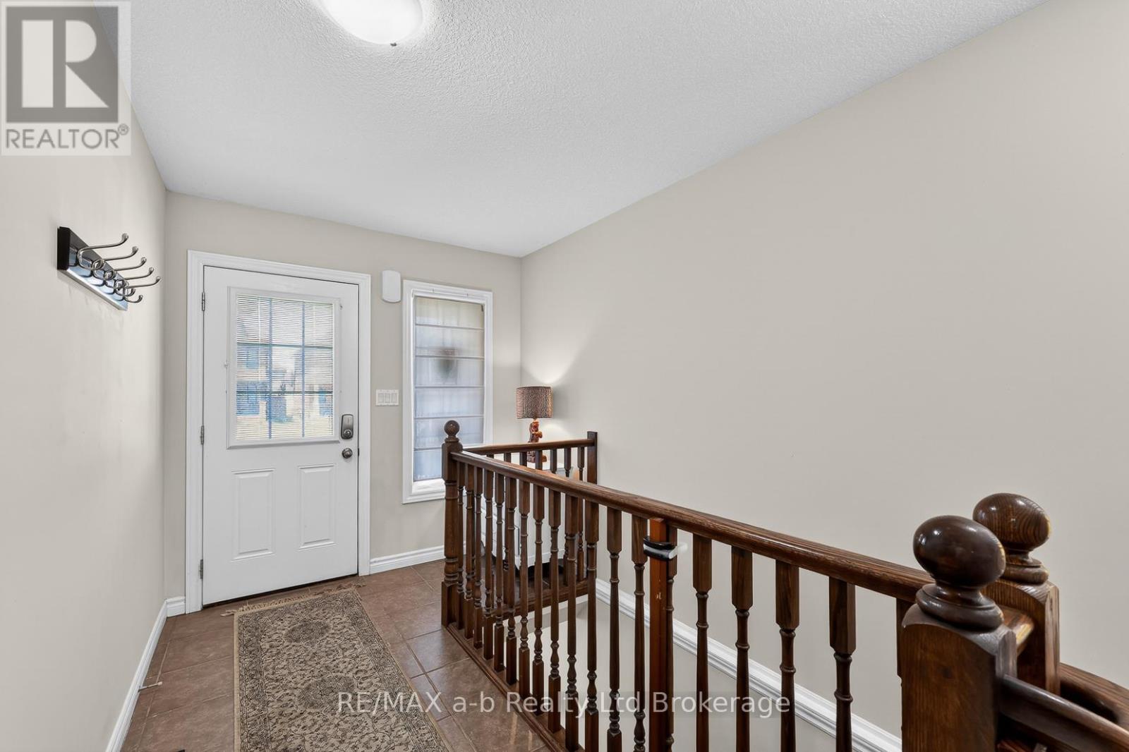 1380 Caen Avenue, Woodstock (Woodstock - North), Ontario  N4T 0J3 - Photo 15 - X13240970