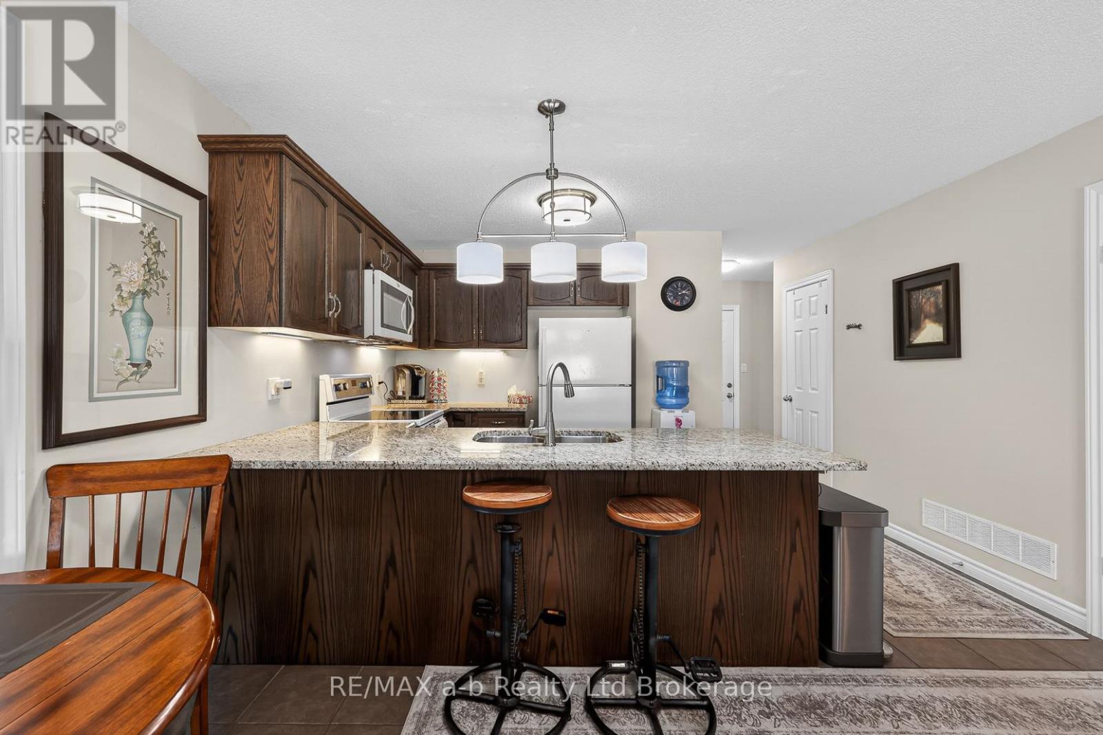 1380 Caen Avenue, Woodstock (Woodstock - North), Ontario  N4T 0J3 - Photo 20 - X13240970