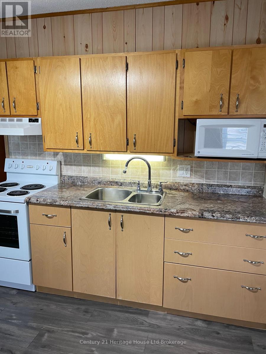 6b Cranberry Road, Tillsonburg, Ontario  N4G 4Y9 - Photo 11 - X13247204