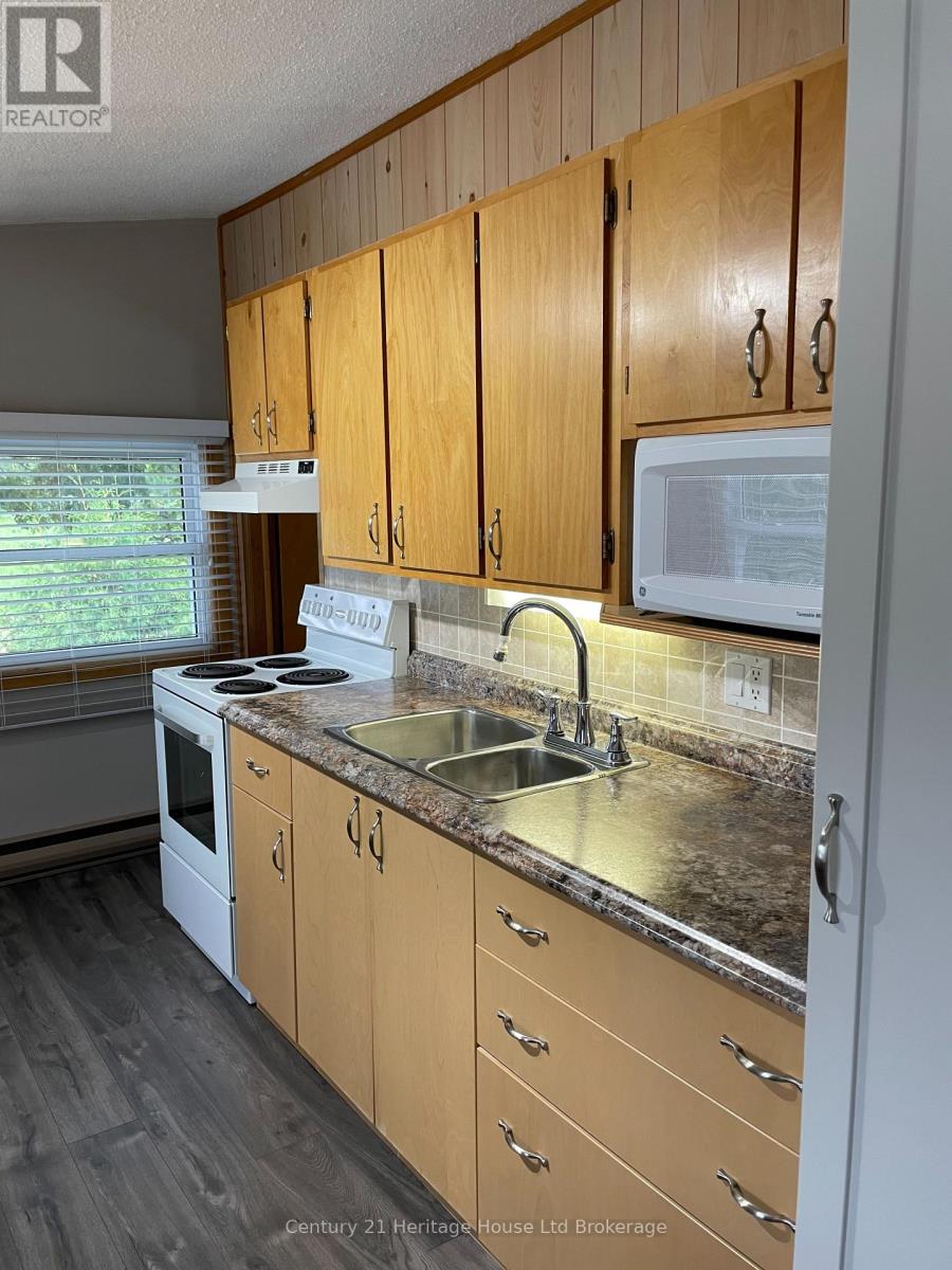 6b Cranberry Road, Tillsonburg, Ontario  N4G 4Y9 - Photo 6 - X13247204