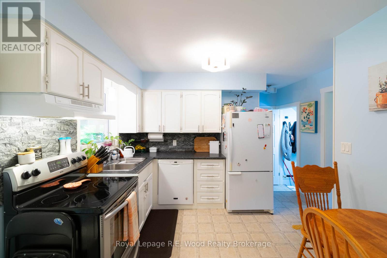 13 Cayley Street, Norwich (Norwich Town), Ontario  N0J 1P0 - Photo 11 - X13249486