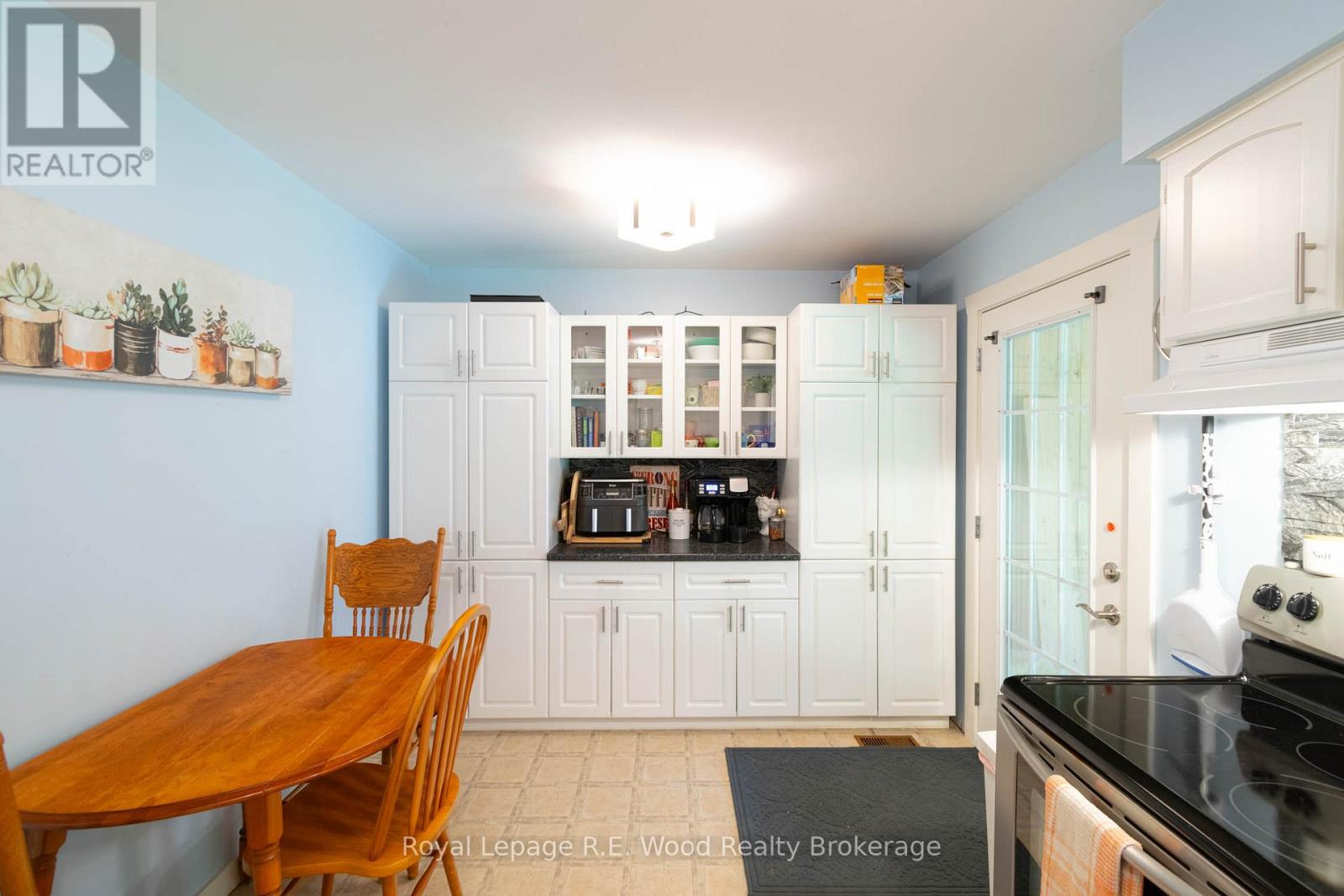 13 Cayley Street, Norwich (Norwich Town), Ontario  N0J 1P0 - Photo 9 - X13249486