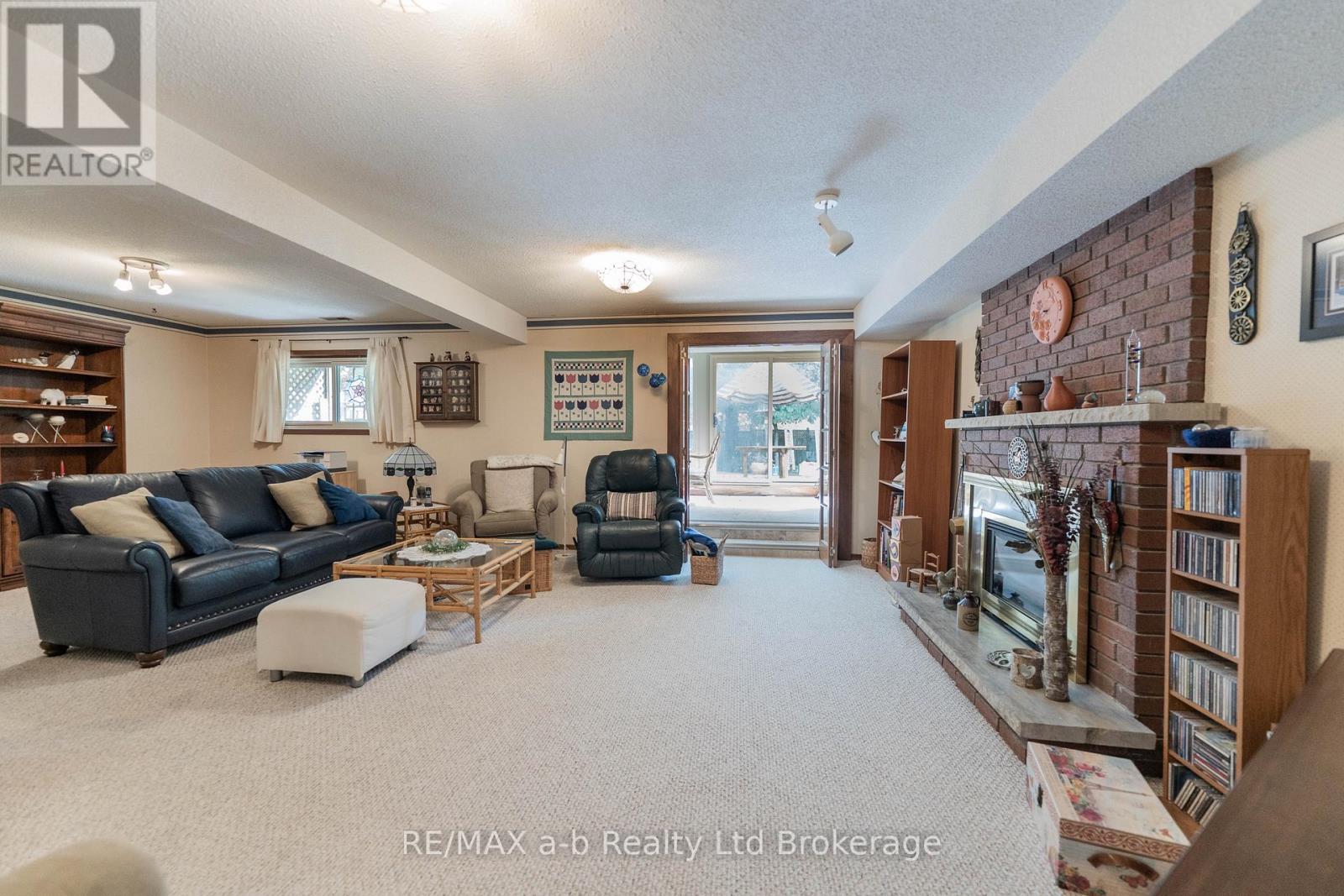 18 Denrich Avenue, Tillsonburg, Ontario  N4G 4W2 - Photo 20 - X13410160