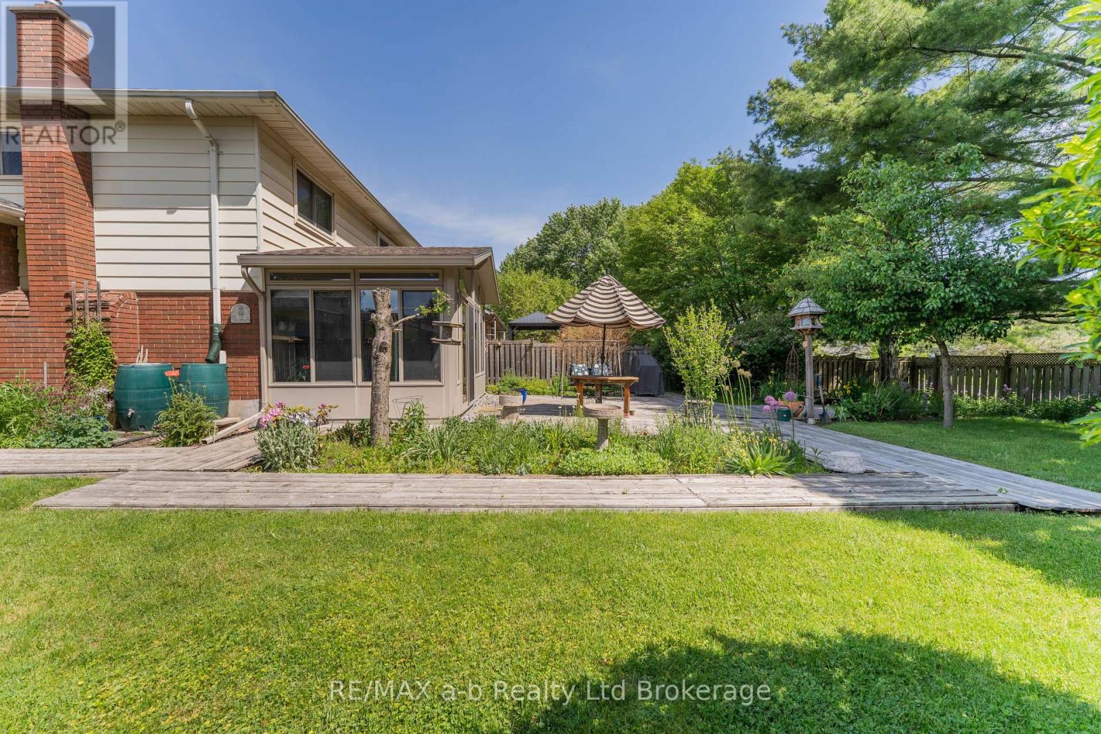 18 Denrich Avenue, Tillsonburg, Ontario  N4G 4W2 - Photo 36 - X13410160