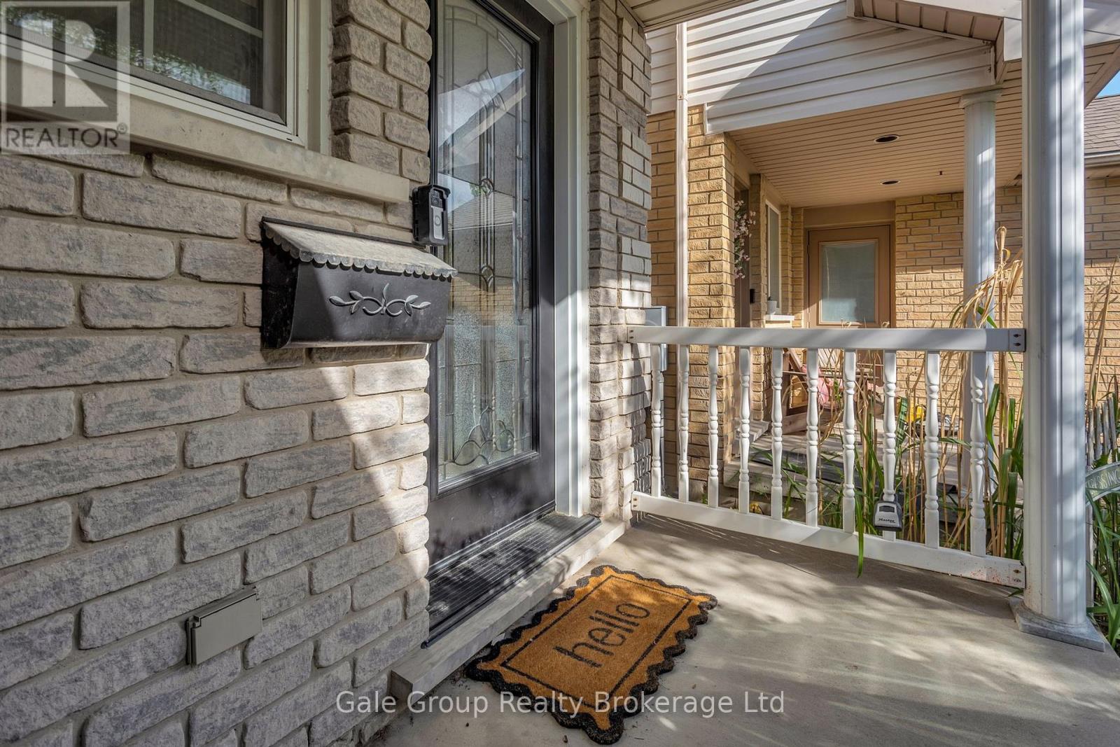 1030 Pearson Drive, Woodstock (Woodstock - North), Ontario  N4S 8V1 - Photo 3 - X13410178