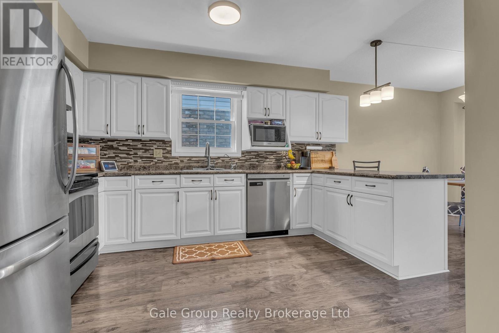 1030 Pearson Drive, Woodstock (Woodstock - North), Ontario  N4S 8V1 - Photo 6 - X13410178