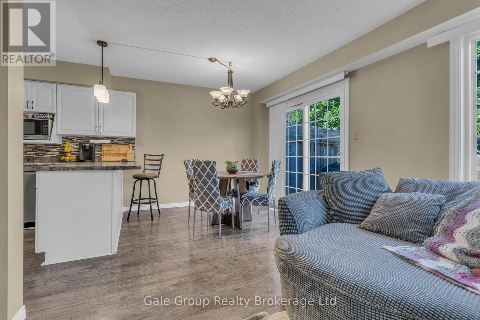 1030 Pearson Drive, Woodstock (Woodstock - North), Ontario  N4S 8V1 - Photo 8 - X13410178