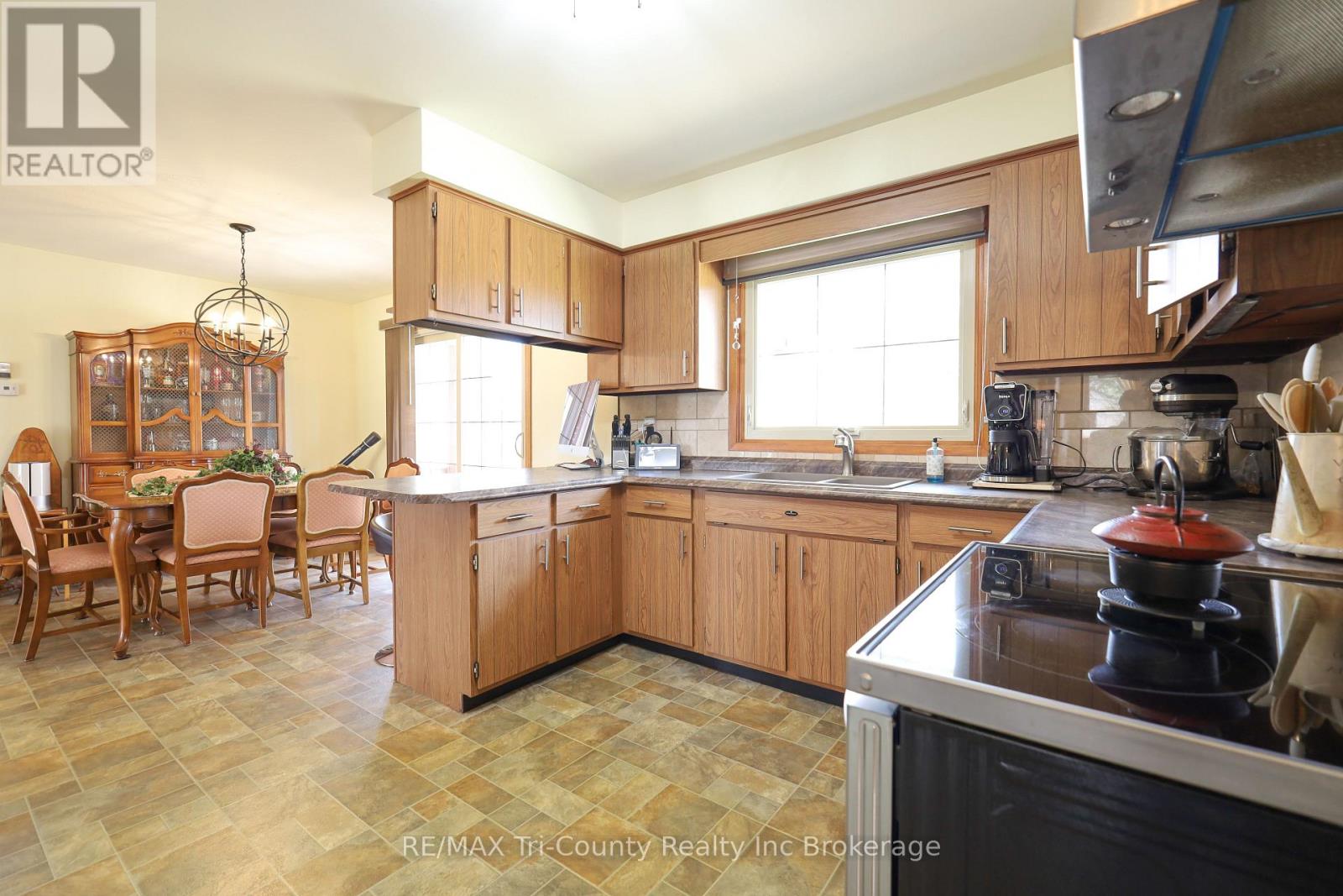 9113 Plank Road, Bayham (Straffordville), Ontario  N0J 1Y0 - Photo 5 - X13423966