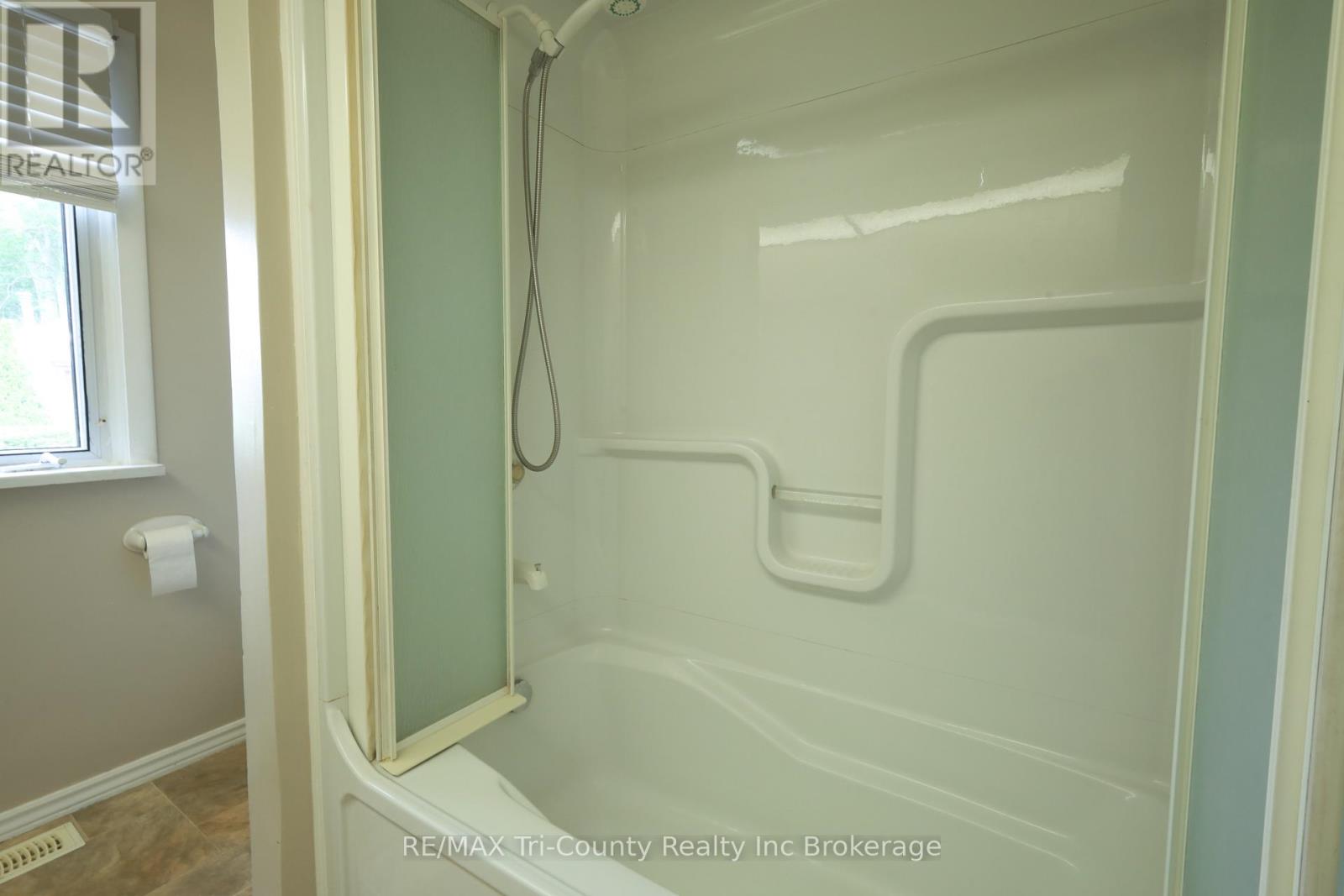 1360 Turkey Point Road, Norfolk (Walsh), Ontario  N3Y 4X1 - Photo 20 - X13428524