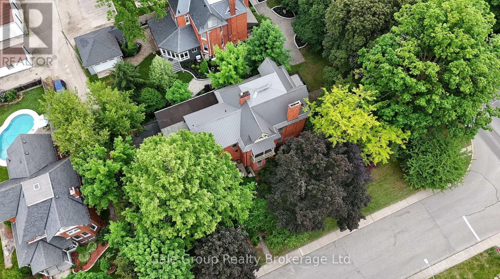105 Vansittart Avenue, Woodstock (Woodstock - North), Ontario  N4S 6E5 - Photo 49 - X13441074