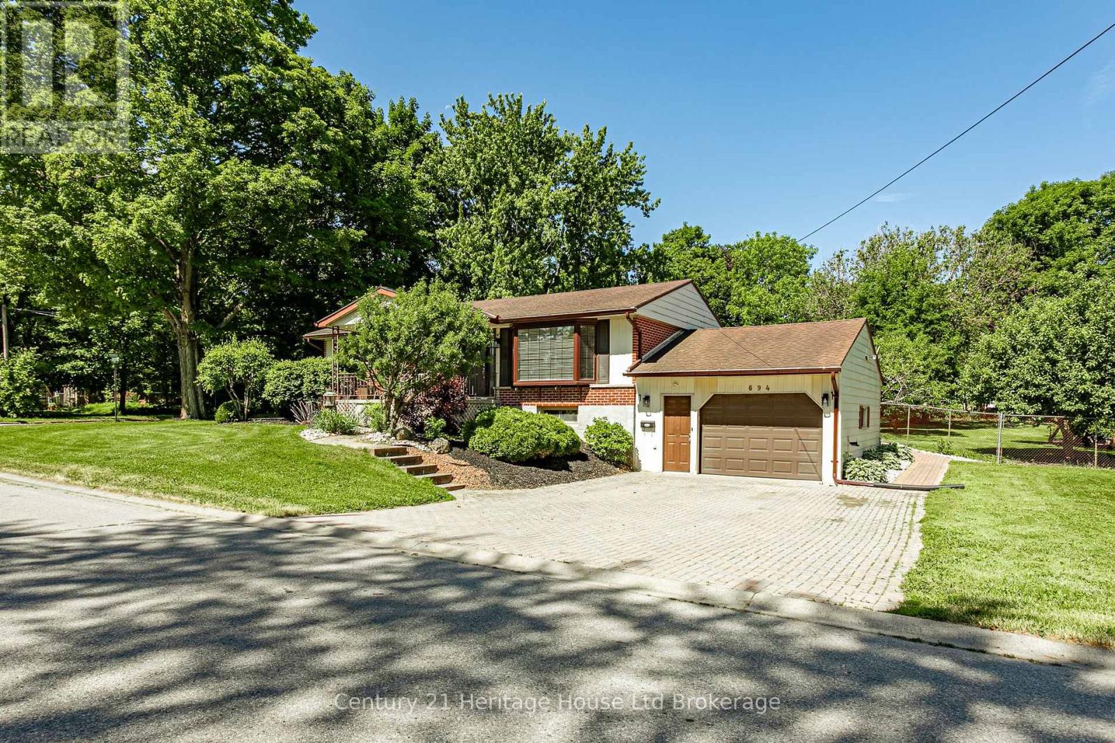 694 Queen Street, East Zorra-Tavistock (Innerkip), Ontario  N0J 1M0 - Photo 2 - X13445082