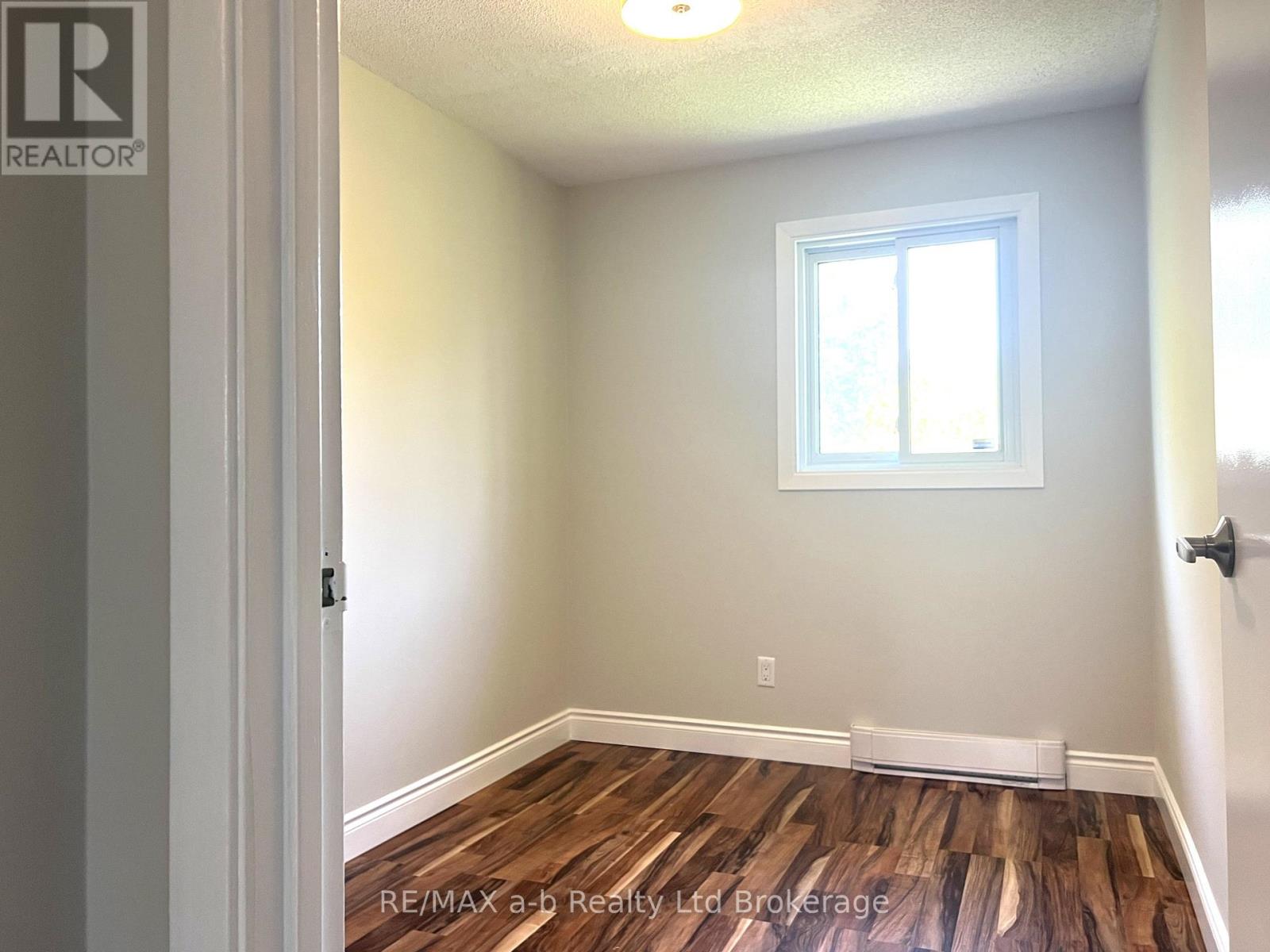22 - 1115 Nellis Street, Woodstock (Woodstock - North), Ontario  N4T 1P6 - Photo 21 - X13453460