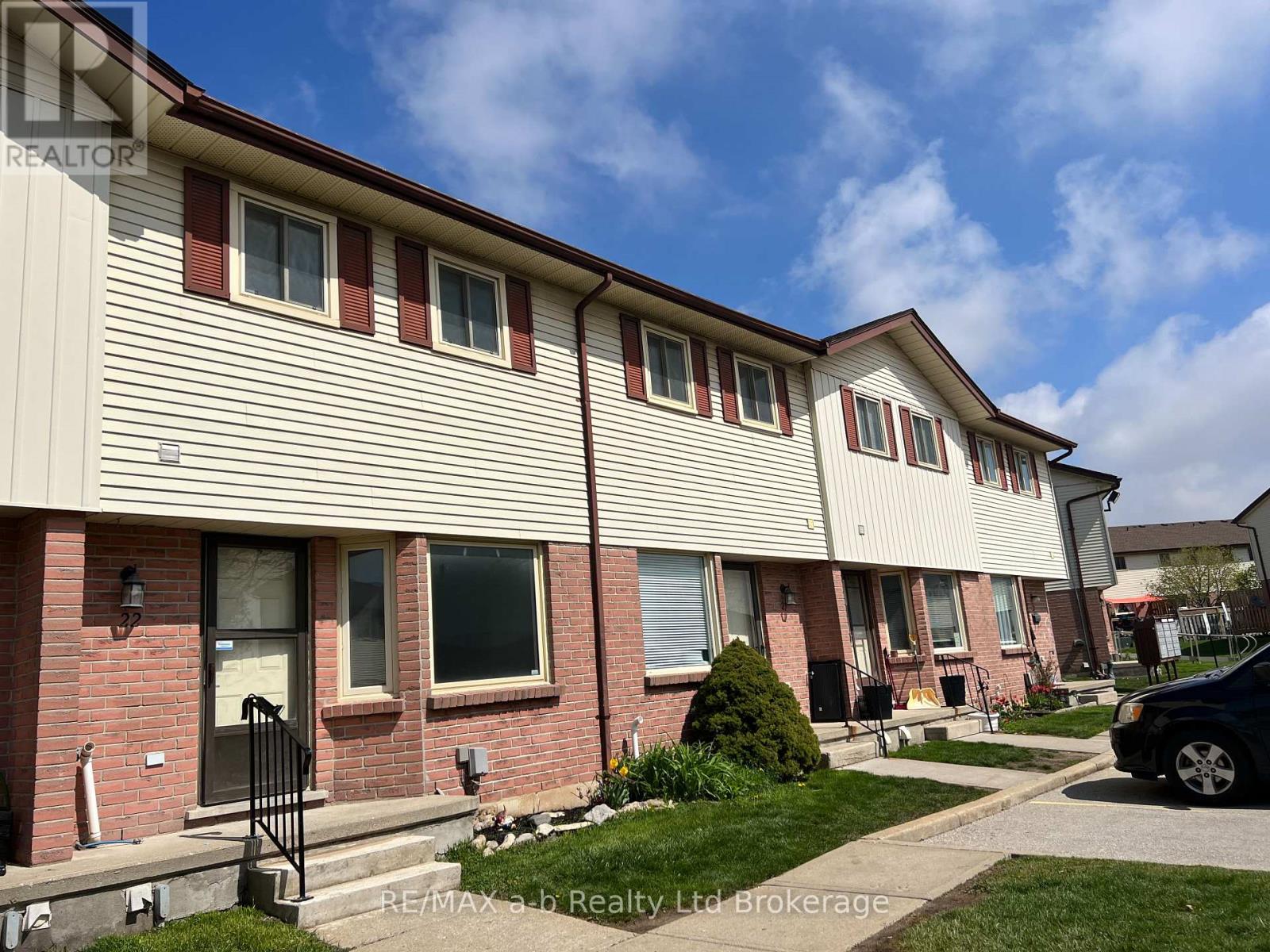 22 - 1115 Nellis Street, Woodstock (Woodstock - North), Ontario  N4T 1P6 - Photo 3 - X13453460