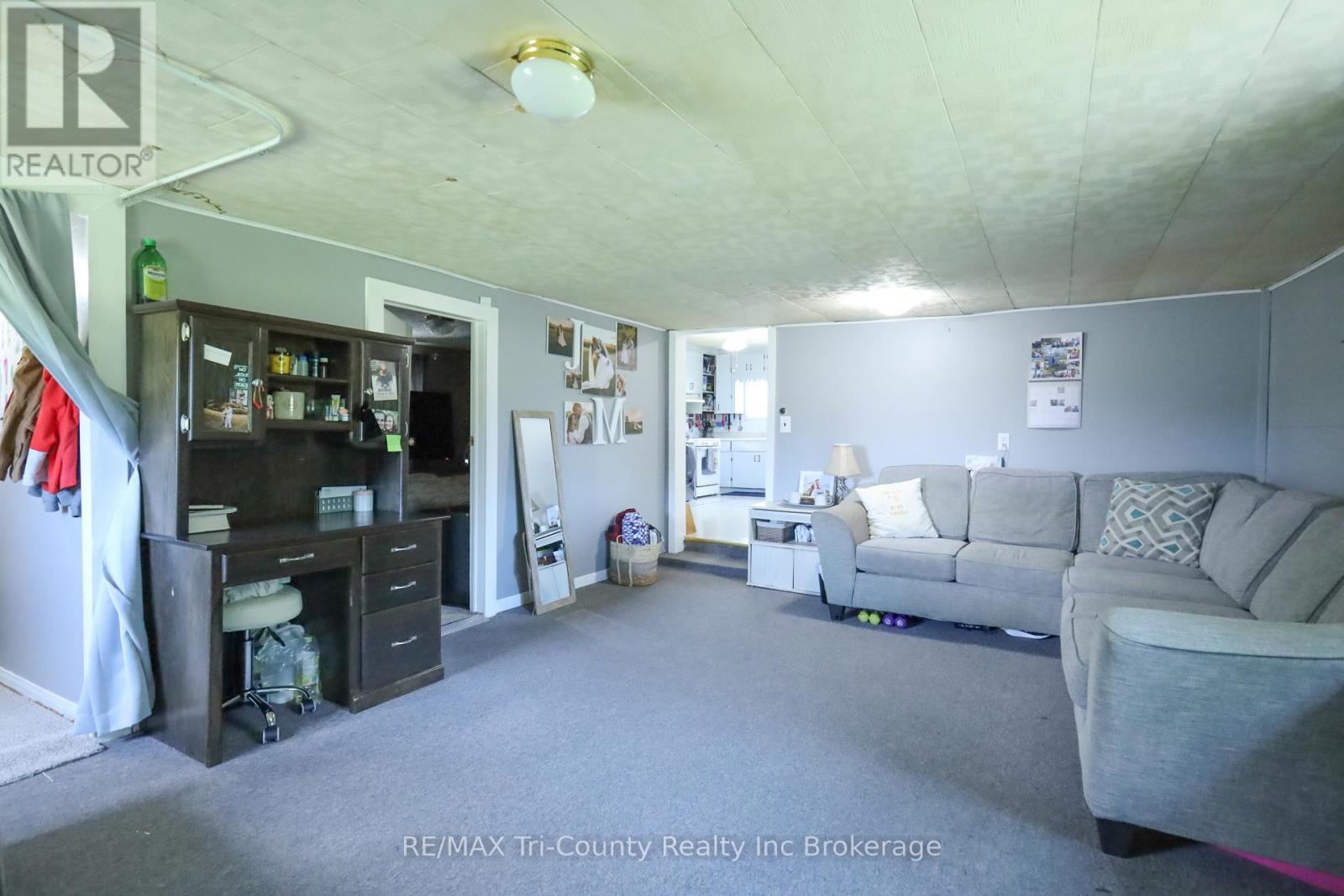4942 59 Highway, Norfolk (Courtland), Ontario  N0J 1E0 - Photo 20 - X13459026