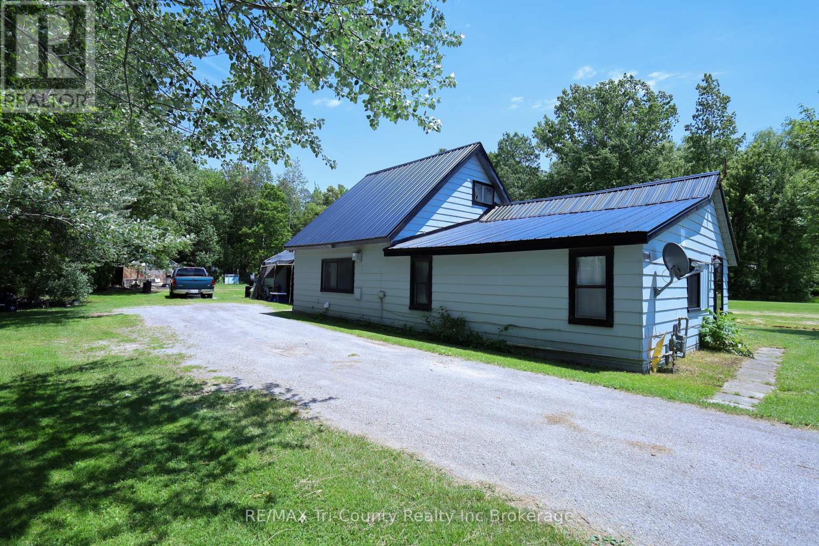 4942 59 Highway, Norfolk (Courtland), Ontario  N0J 1E0 - Photo 27 - X13459026