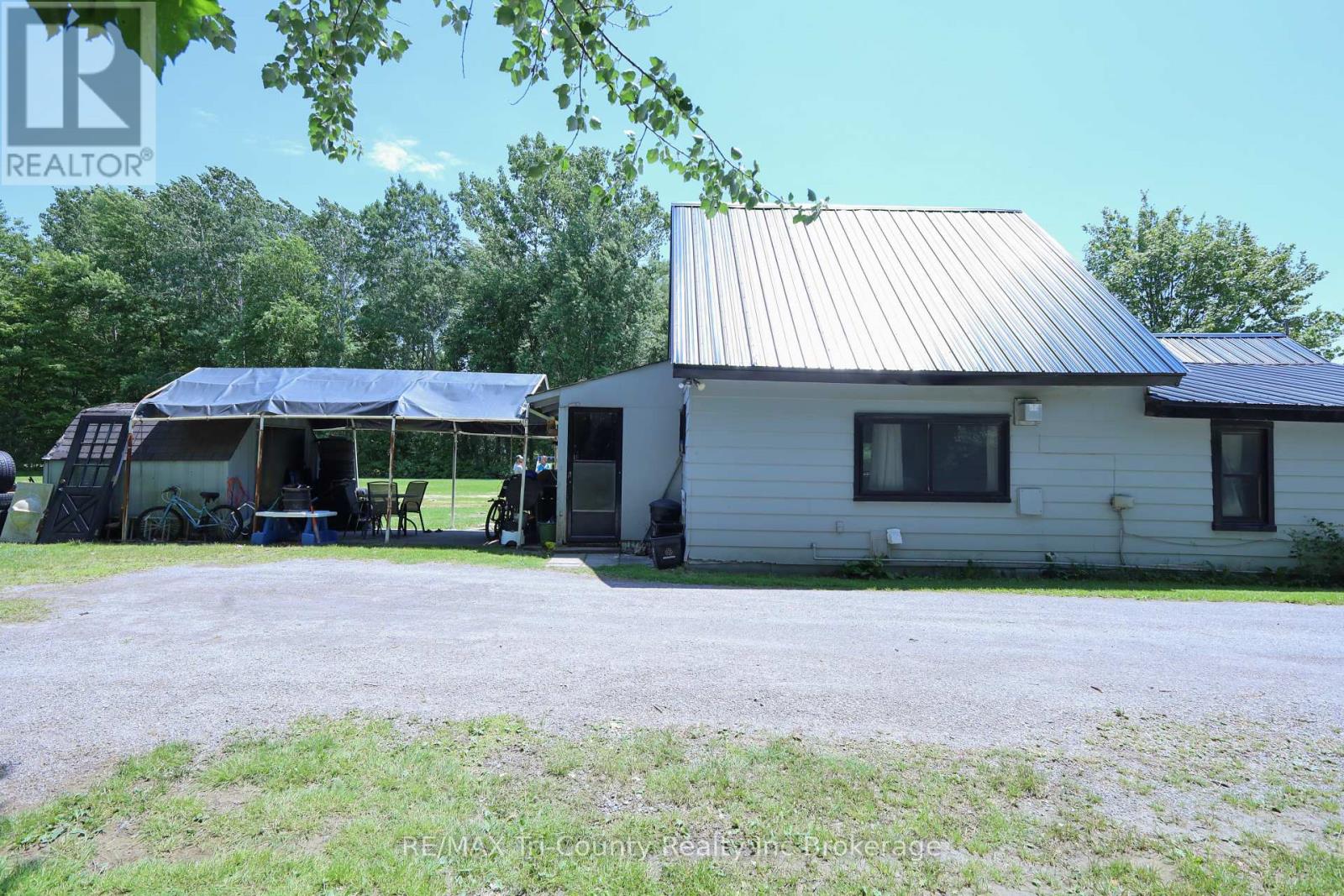 4942 59 Highway, Norfolk (Courtland), Ontario  N0J 1E0 - Photo 3 - X13459026