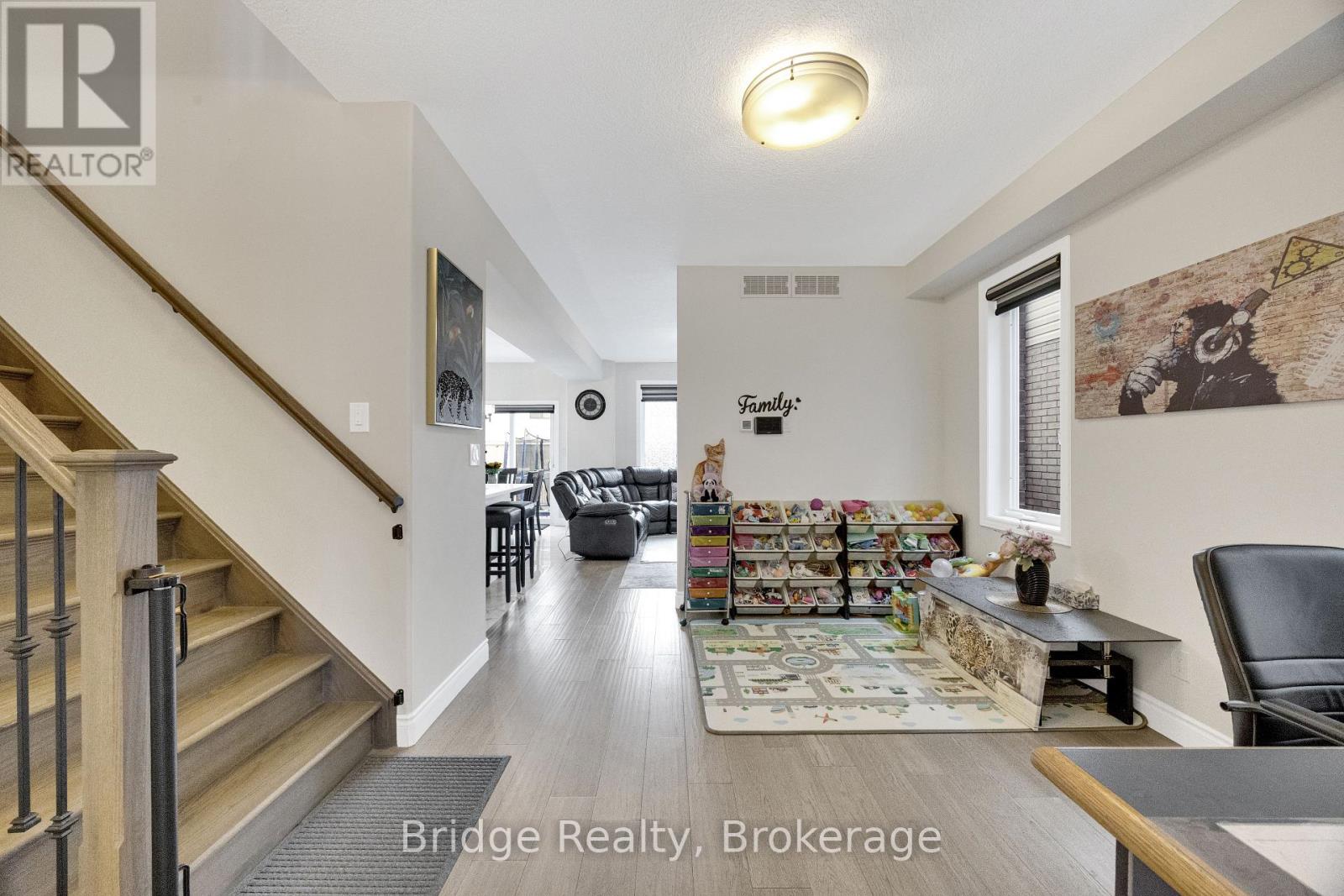 2832 Doyle Drive, London South (South U), Ontario  N6M 0G7 - Photo 8 - X13466674