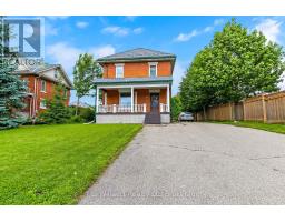 33 MAIN STREET E, norwich (norwich town), Ontario
