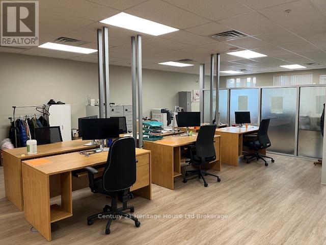 41 Broadway Street, Tillsonburg, Ontario  N4G 3P4 - Photo 13 - X13469480