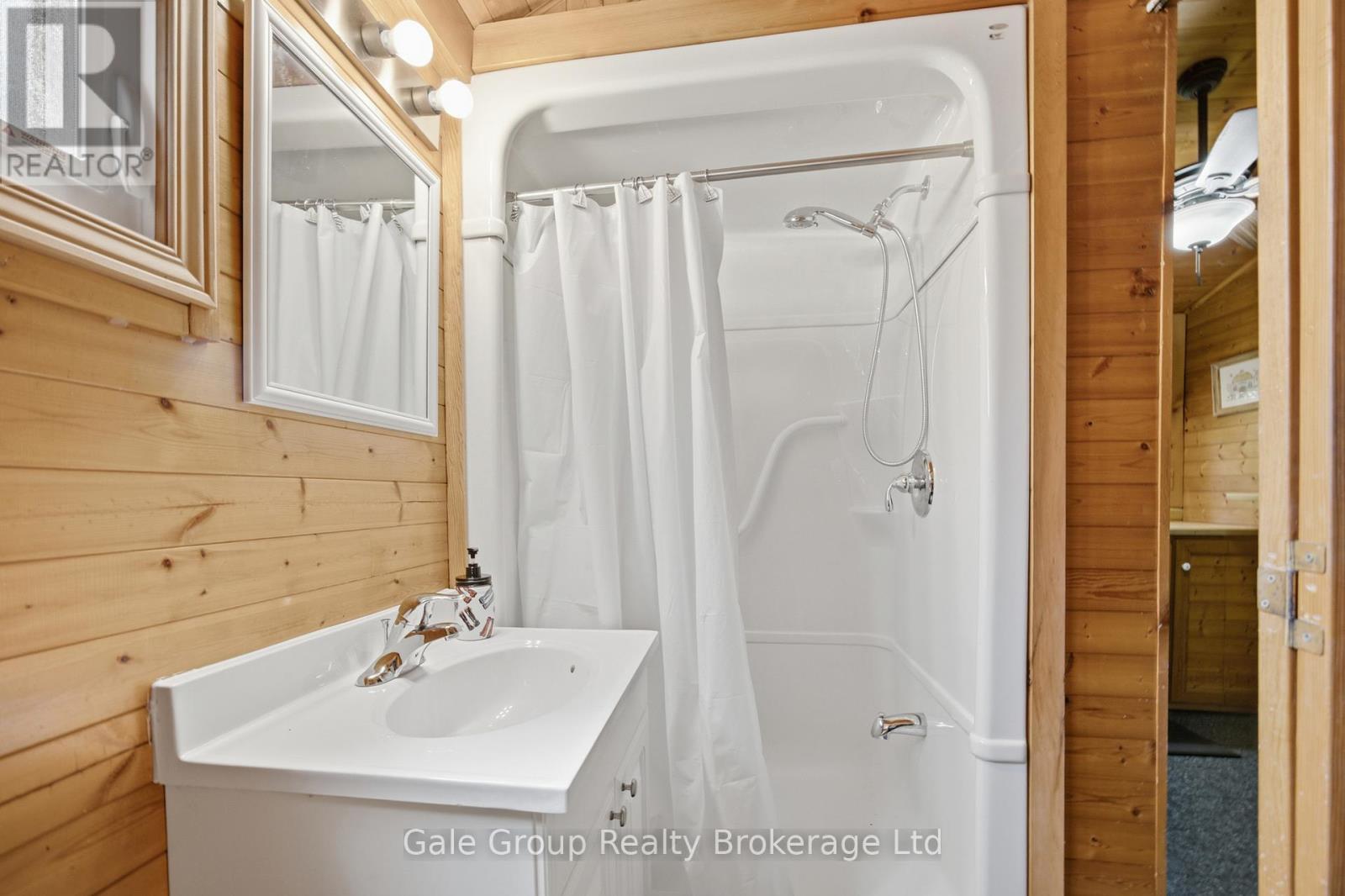 26 Woodward Avenue, Lambton Shores (Grand Bend), Ontario  N0M 1T0 - Photo 22 - X13473726