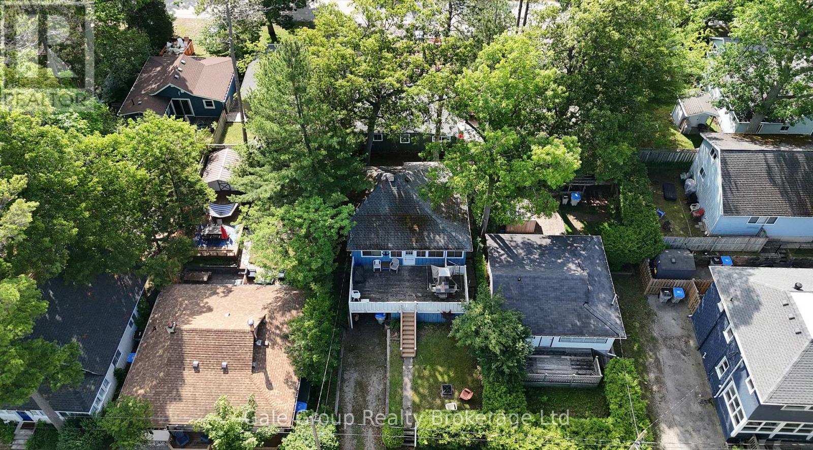 26 Woodward Avenue, Lambton Shores (Grand Bend), Ontario  N0M 1T0 - Photo 5 - X13473726