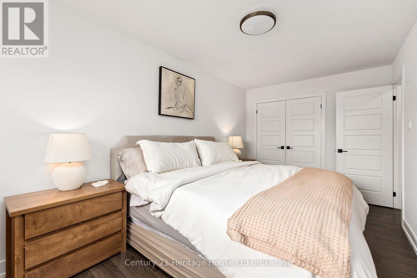 9 San Vito Way, Toronto (Glenfield-Jane Heights), Ontario  M3L 2G7 - Photo 18 - W13474490