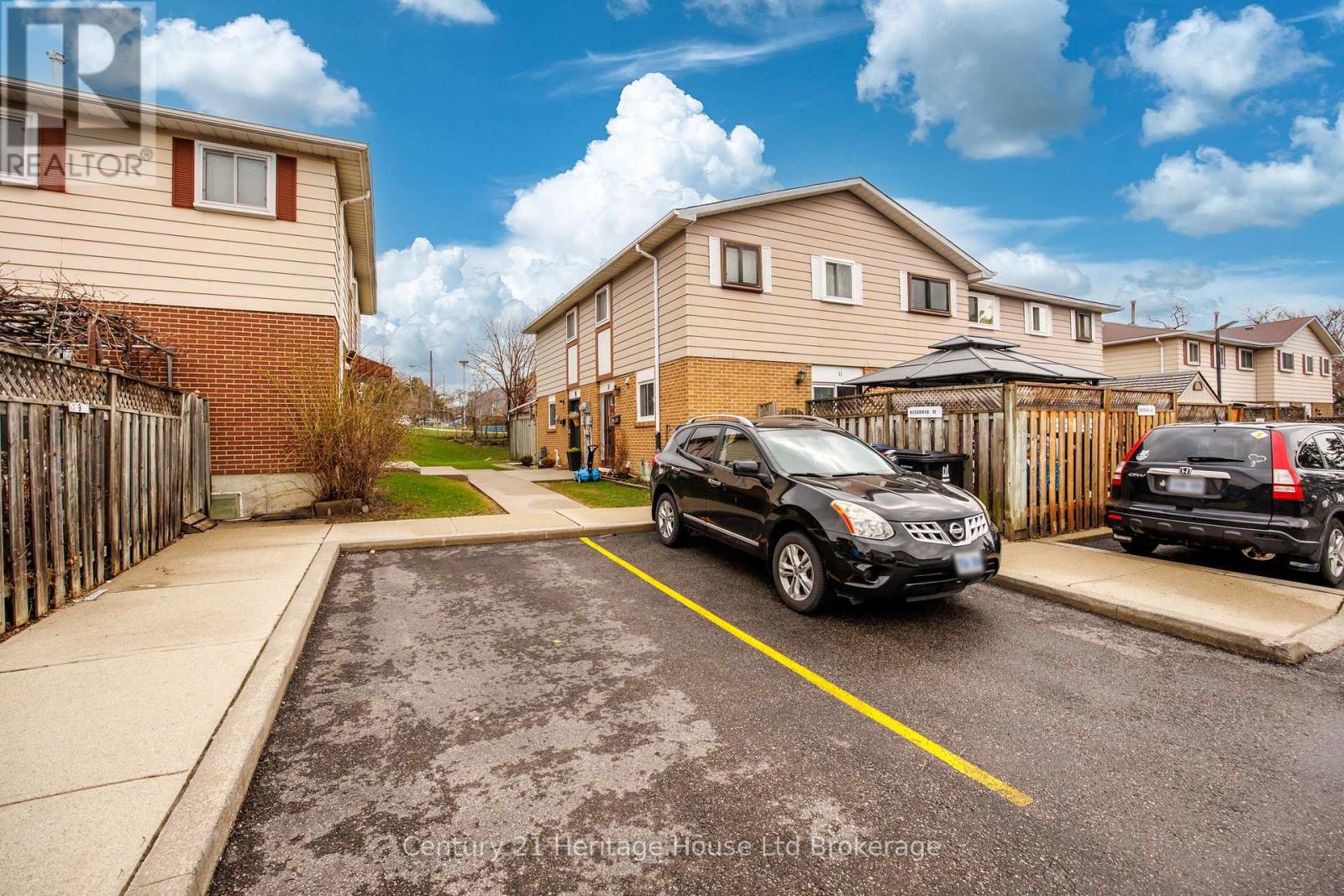 9 San Vito Way, Toronto (Glenfield-Jane Heights), Ontario  M3L 2G7 - Photo 31 - W13474490