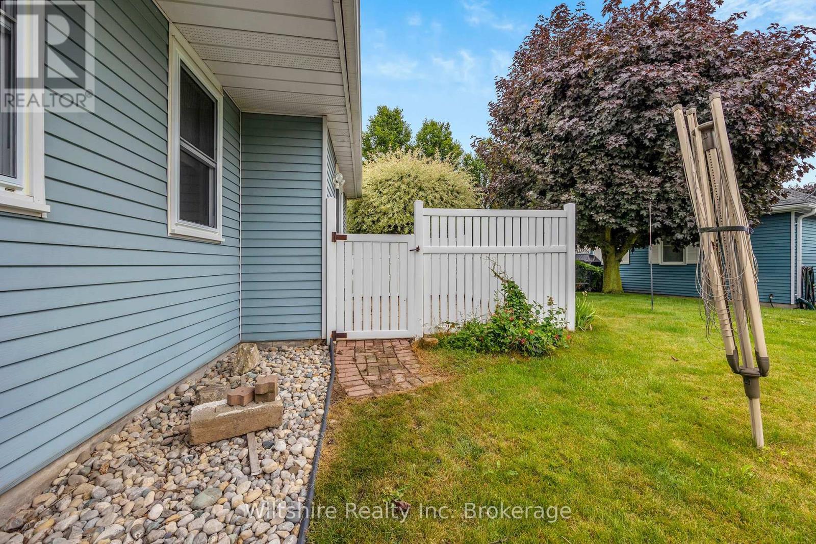 48 Sinclair Drive, Tillsonburg, Ontario  N4G 5L8 - Photo 7 - X13483886