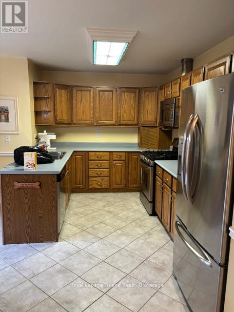 623 Lansdowne Avenue, Woodstock (Woodstock - North), Ontario  N4T 1J9 - Photo 7 - X13490466