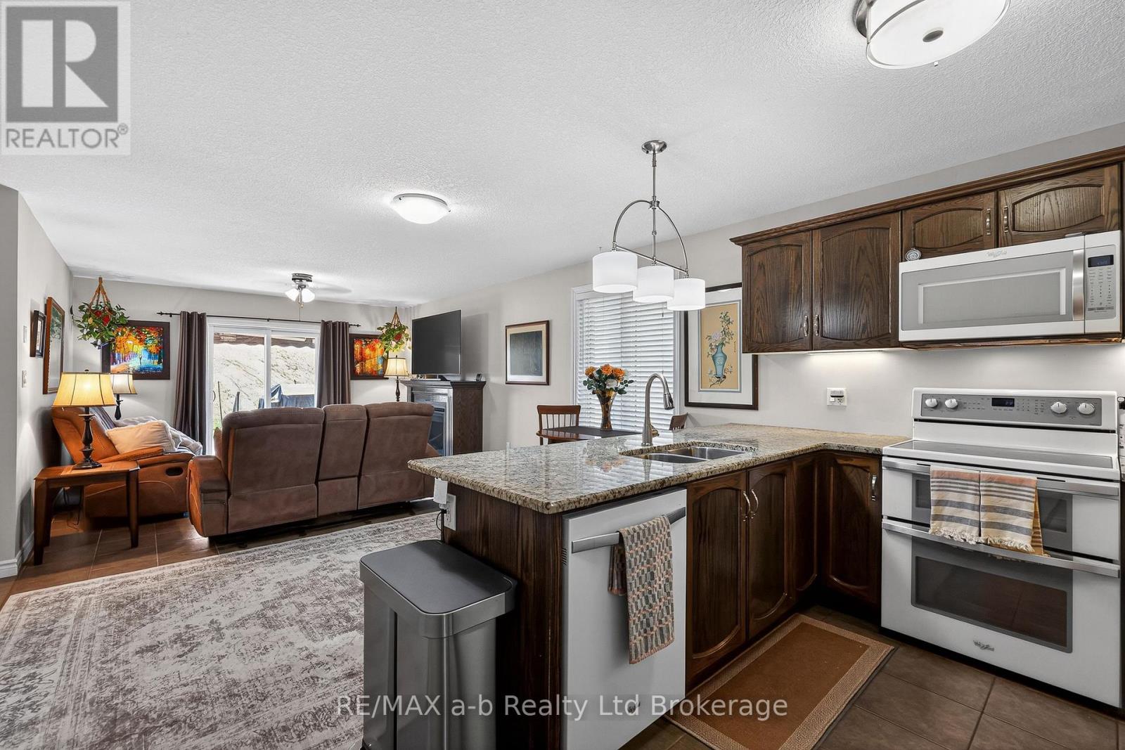 1380 Caen Avenue, Woodstock (Woodstock - North), Ontario  N4T 0J3 - Photo 17 - X13503798