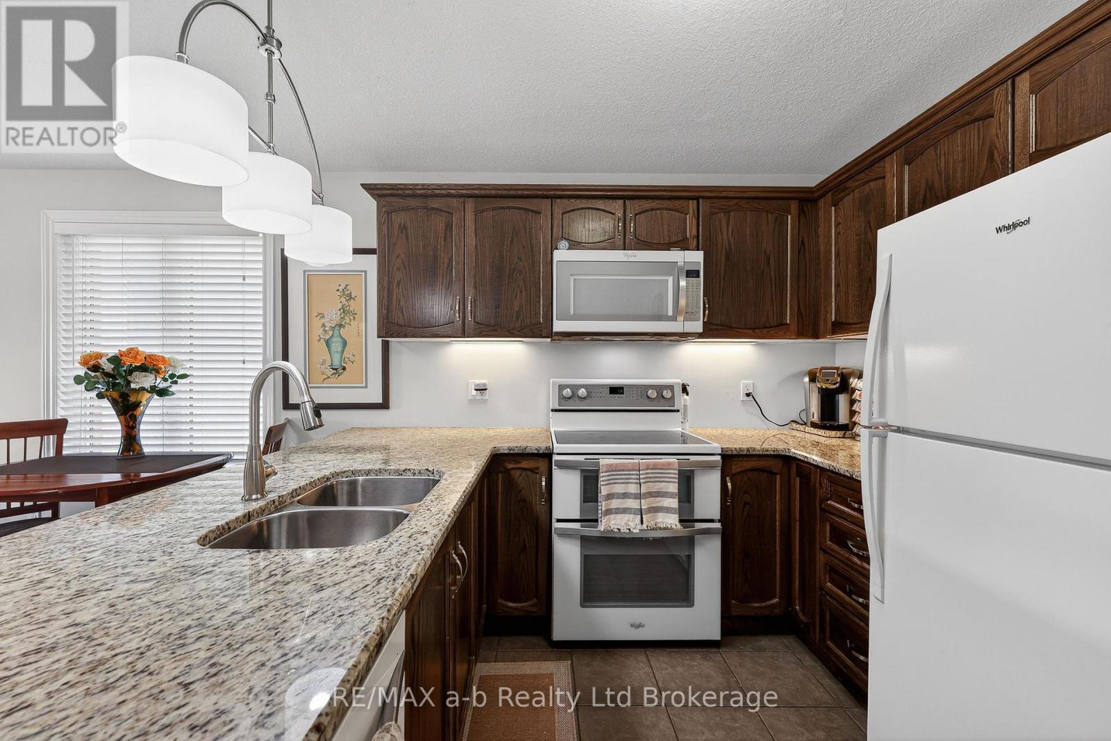 1380 Caen Avenue, Woodstock (Woodstock - North), Ontario  N4T 0J3 - Photo 20 - X13503798