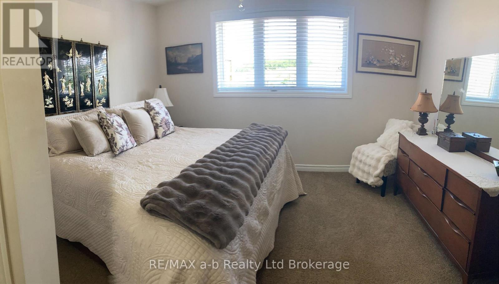 1380 Caen Avenue, Woodstock (Woodstock - North), Ontario  N4T 0J3 - Photo 23 - X13503798