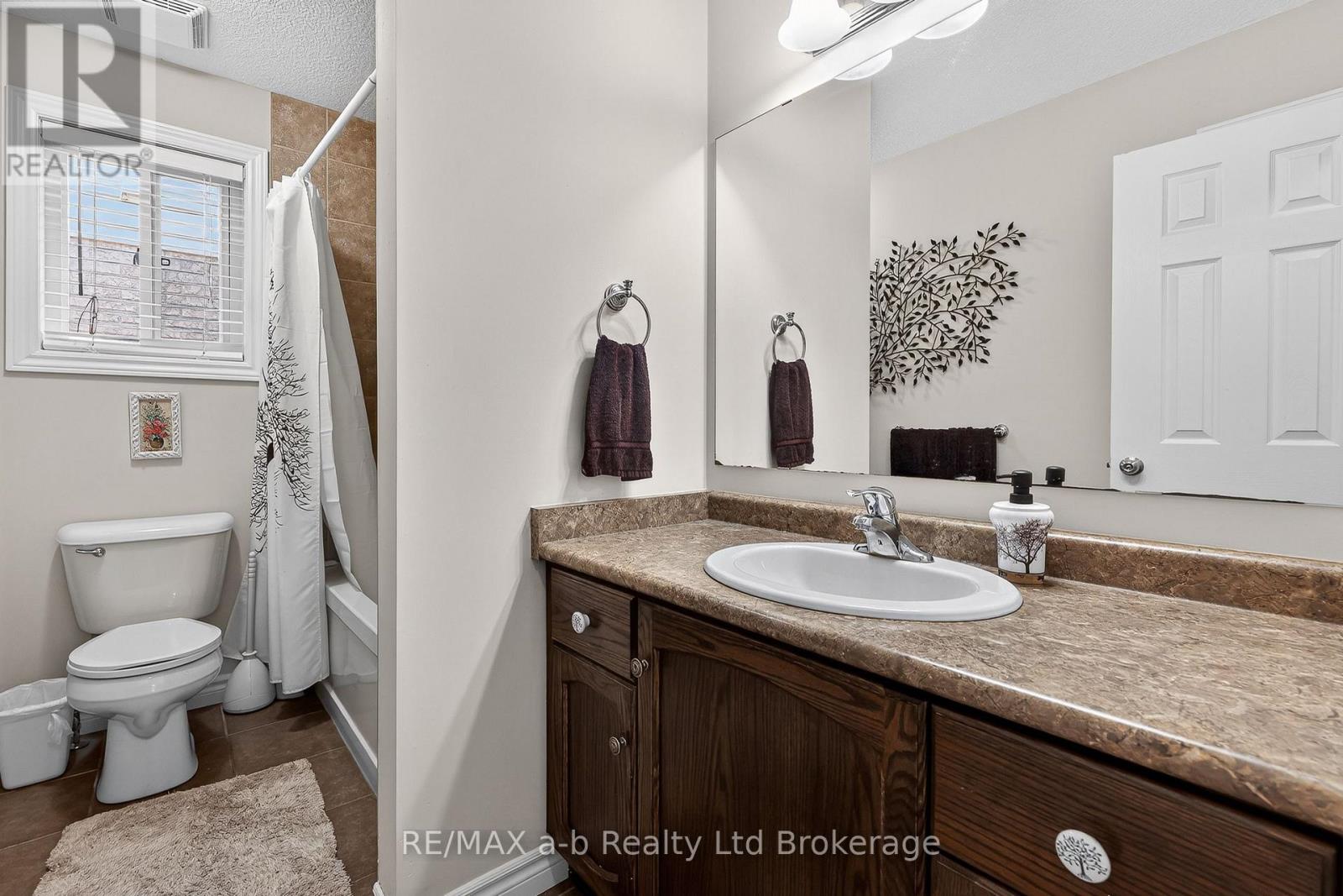 1380 Caen Avenue, Woodstock (Woodstock - North), Ontario  N4T 0J3 - Photo 35 - X13503798