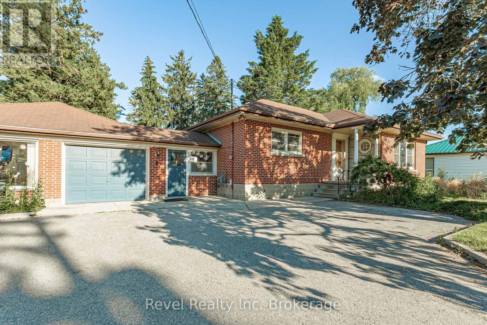 87 Blandford Street, East Zorra-Tavistock (Innerkip), Ontario  N0J 1M0 - Photo 2 - X13504510