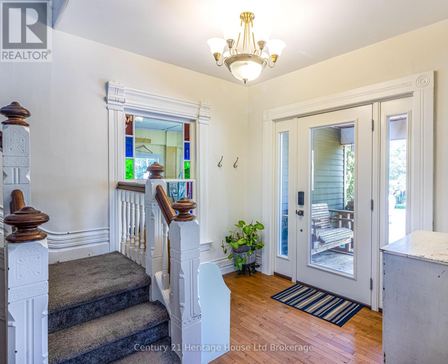 22 Front Road, Norfolk (Port Rowan), Ontario  N0E 1M0 - Photo 6 - X13507974