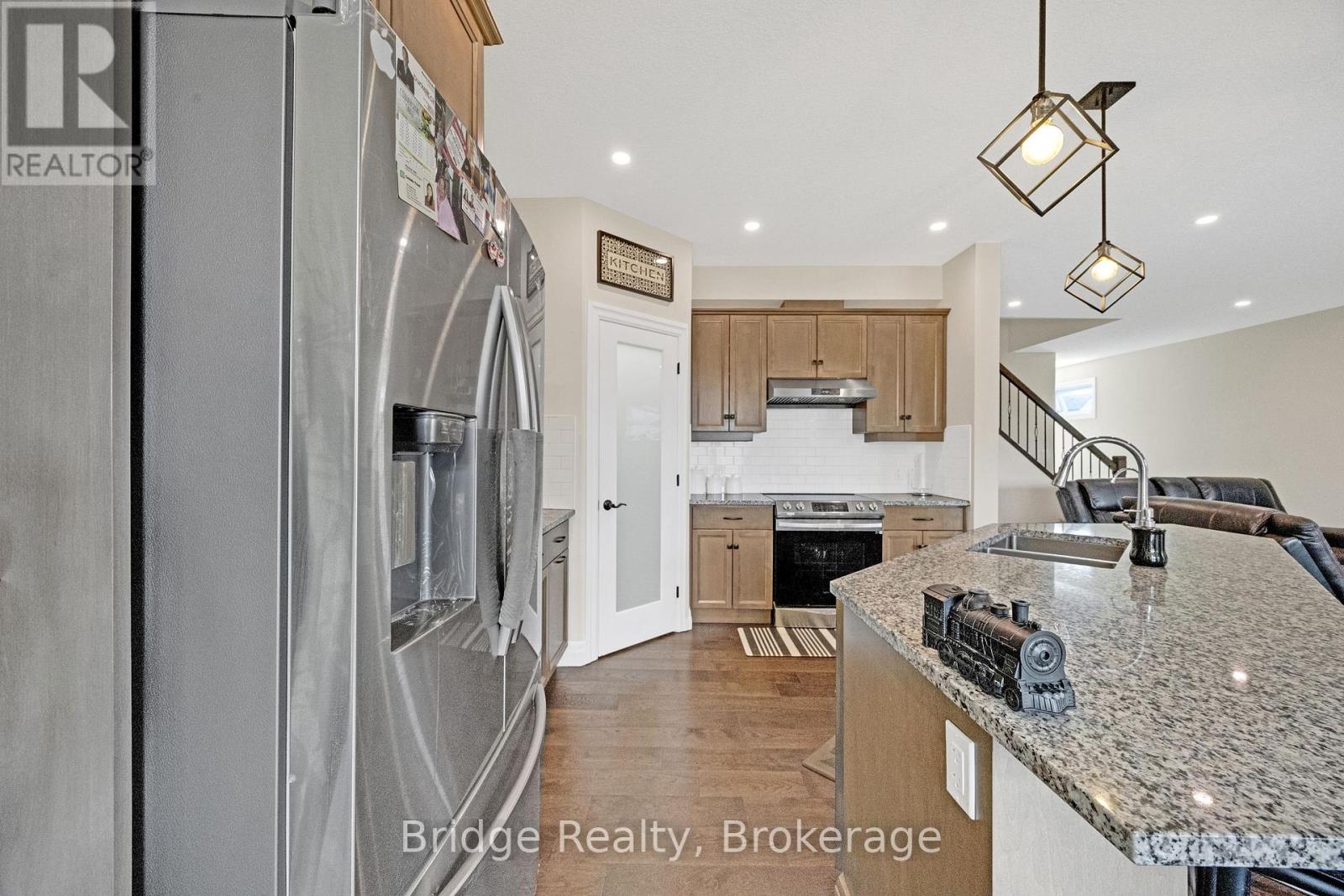 256 Tamarack Boulevard, Woodstock (Woodstock - North), Ontario  N4S 0E2 - Photo 19 - X13508150