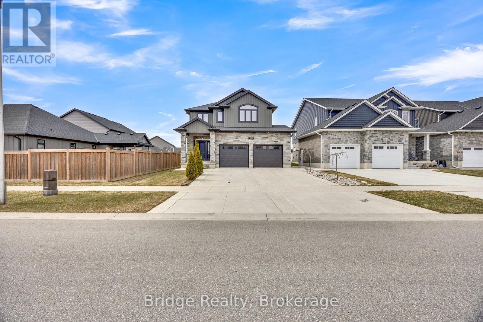 256 Tamarack Boulevard, Woodstock (Woodstock - North), Ontario  N4S 0E2 - Photo 2 - X13508150