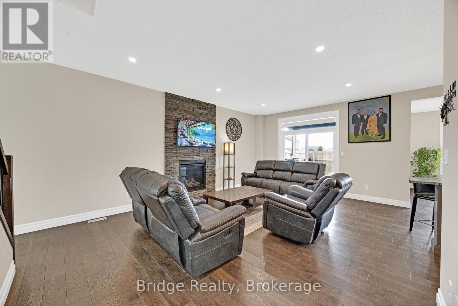 256 Tamarack Boulevard, Woodstock (Woodstock - North), Ontario  N4S 0E2 - Photo 23 - X13508150