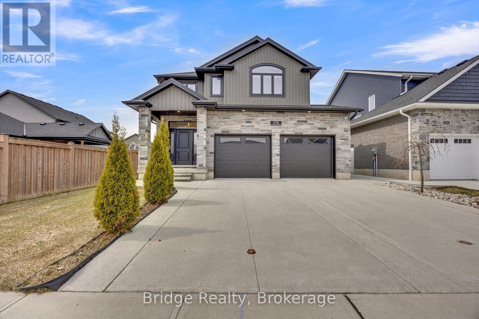 256 Tamarack Boulevard, Woodstock (Woodstock - North), Ontario  N4S 0E2 - Photo 4 - X13508150