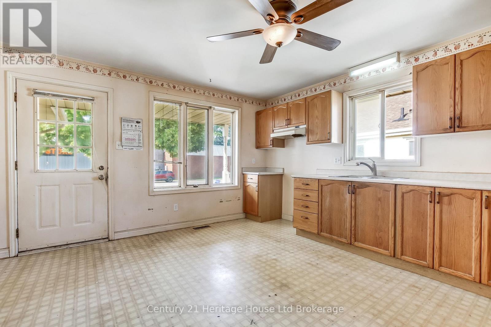 773 Hounsfield Street, Woodstock (Woodstock - South), Ontario  N4S 1P6 - Photo 4 - X13508450