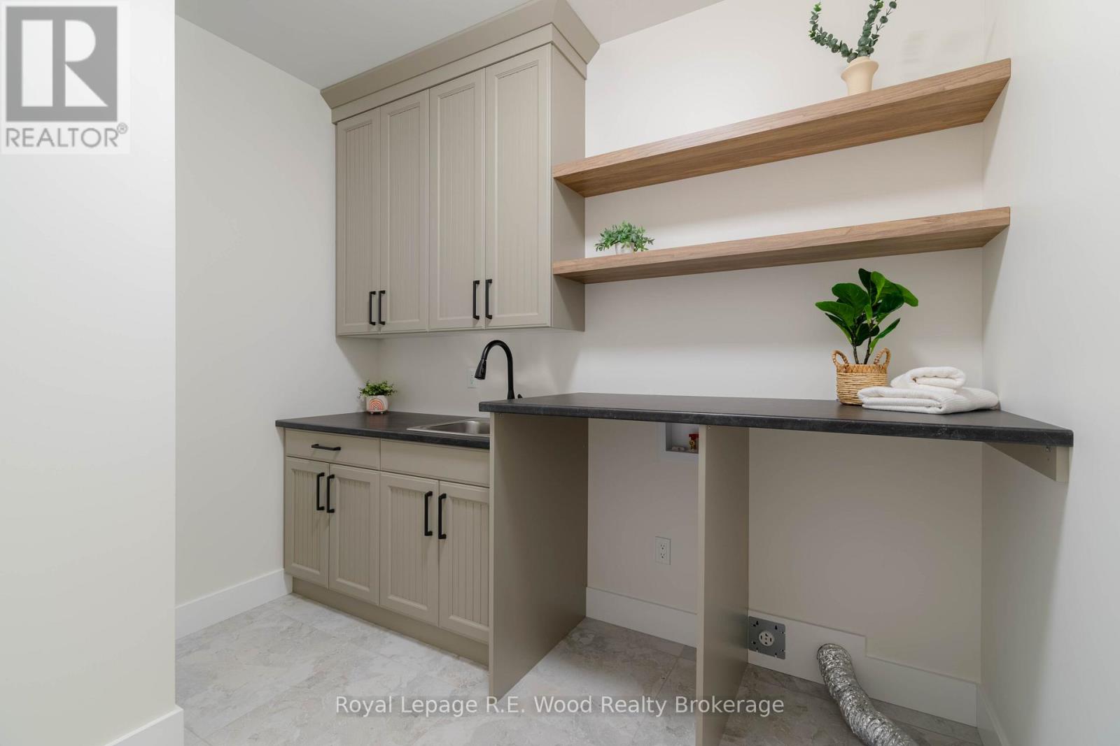 80 Herb Street, Norwich (Norwich Town), Ontario  N0J 1P0 - Photo 15 - X13509412
