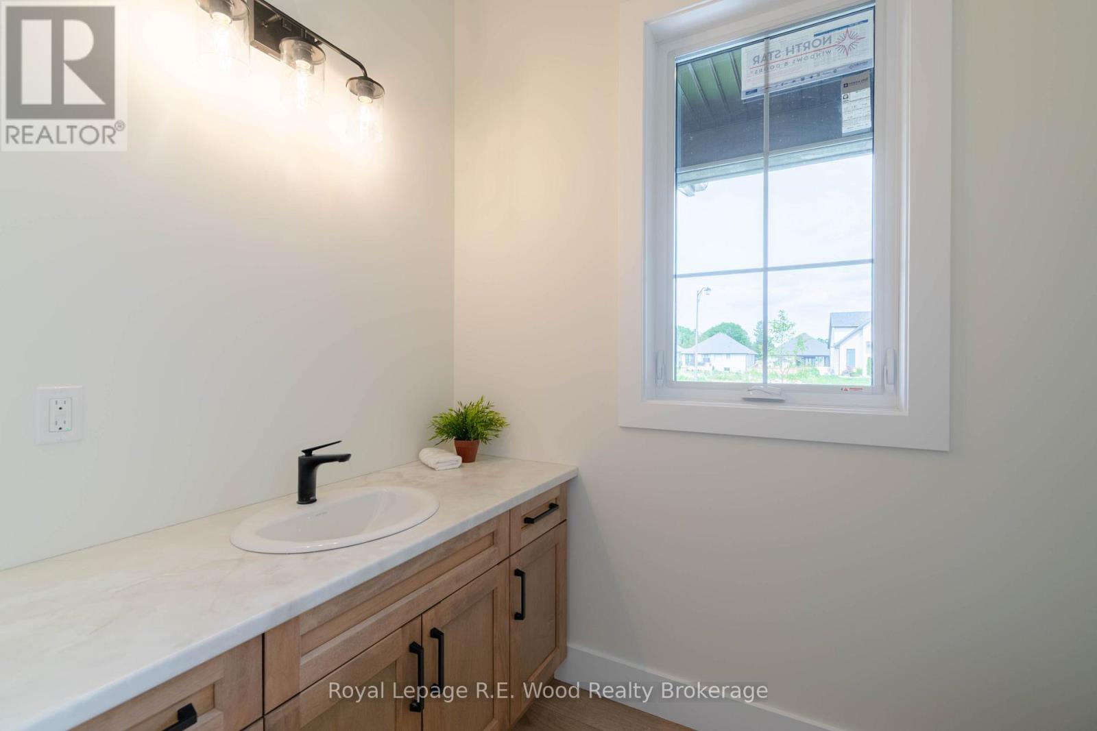 80 Herb Street, Norwich (Norwich Town), Ontario  N0J 1P0 - Photo 17 - X13509412